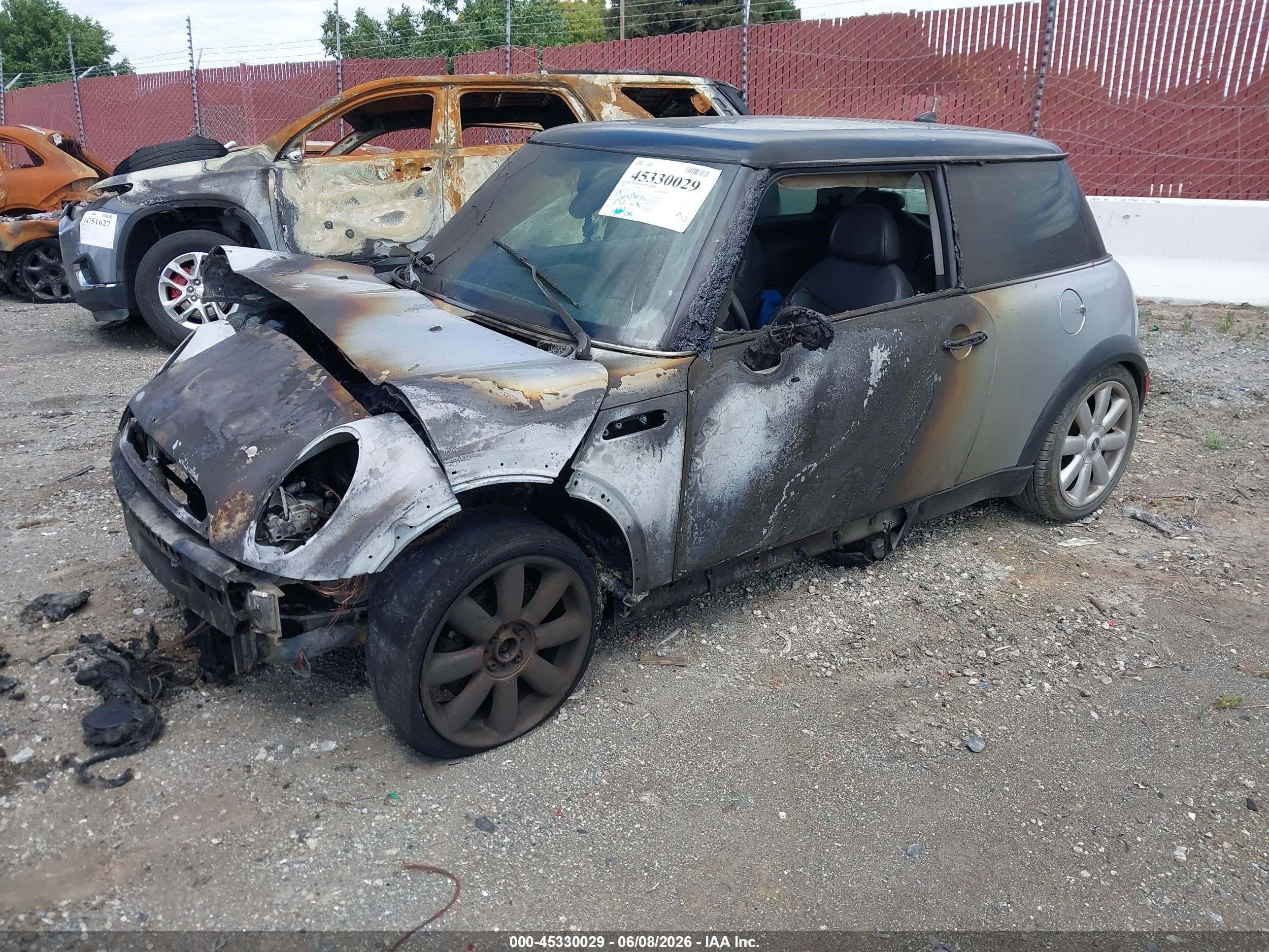 2005 Mini Cooper   Серый vin: WMWRC33435TJ63663