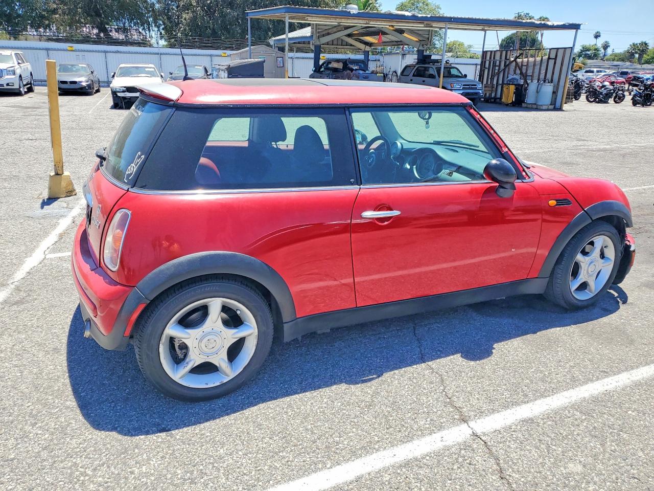 2002 Mini Cooper Red vin: WMWRC33442TE12342