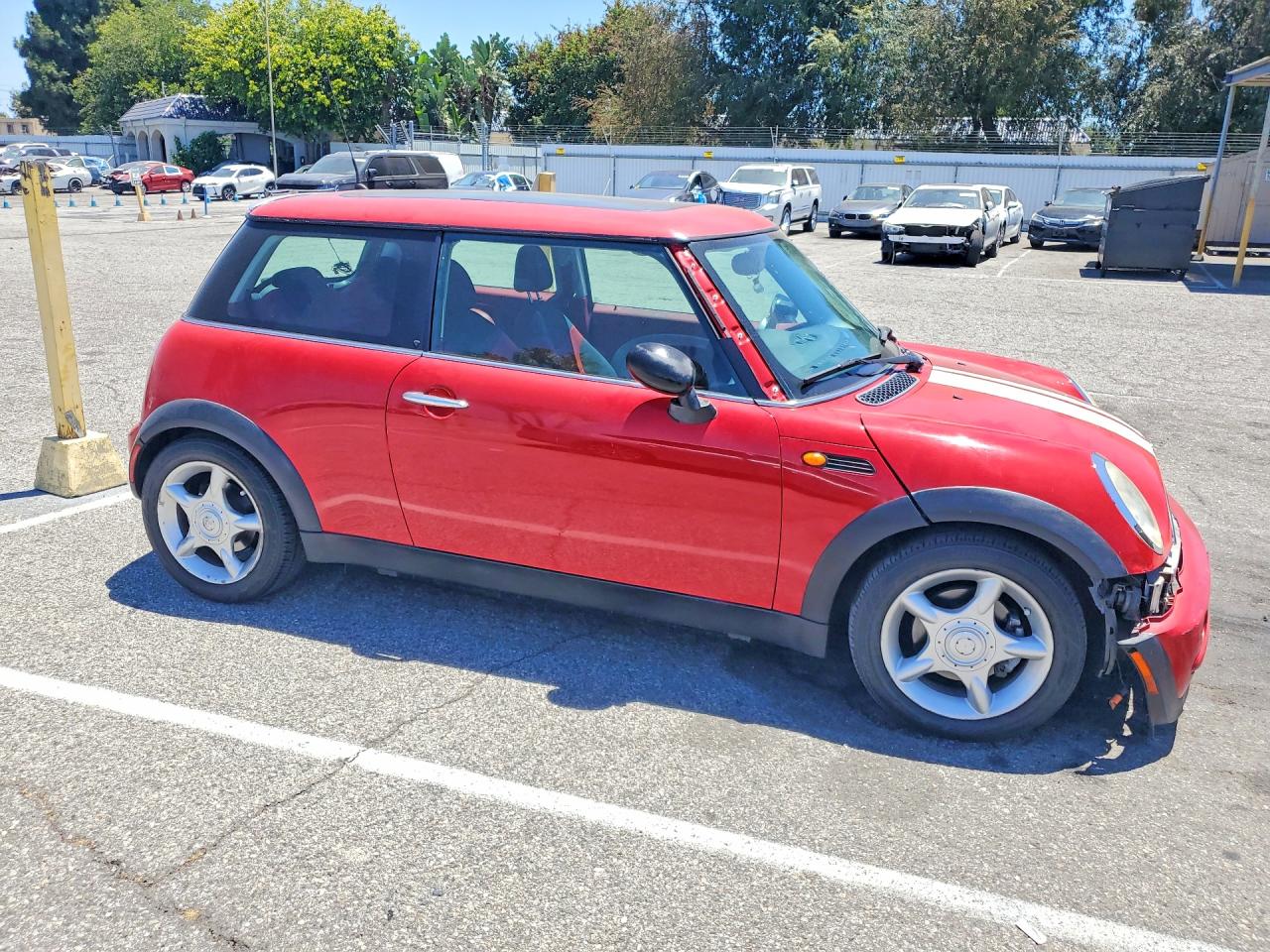 2002 Mini Cooper Red vin: WMWRC33442TE12342