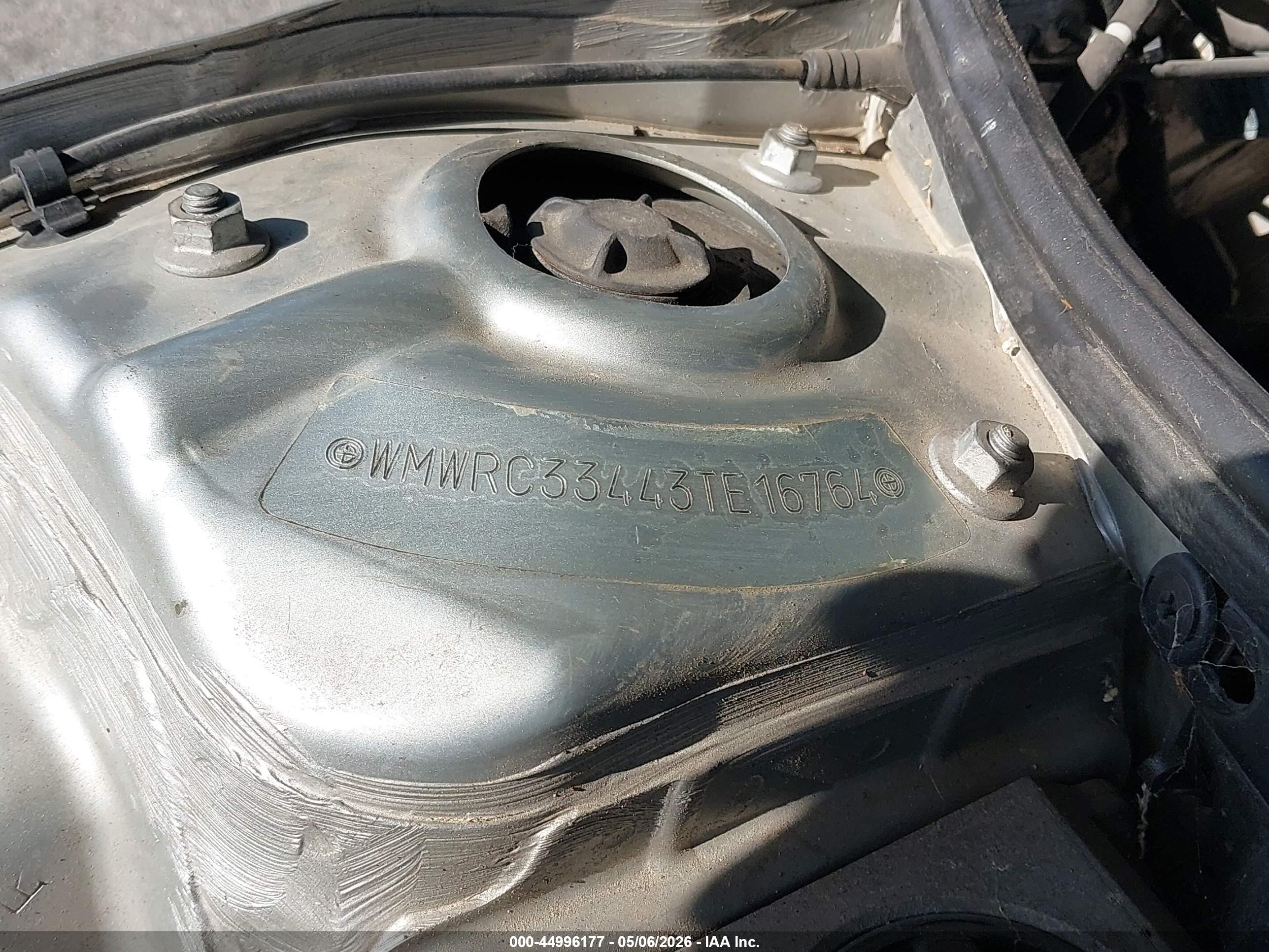 2003 Mini Cooper   Silver vin: WMWRC33443TE16764