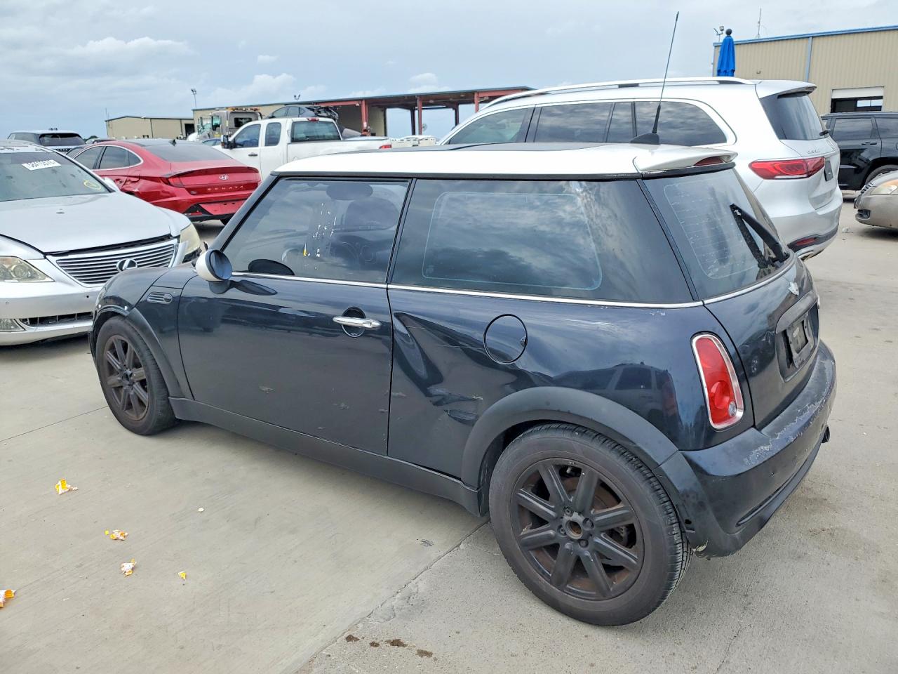 2005 Mini Cooper Blue vin: WMWRC33455TJ64829