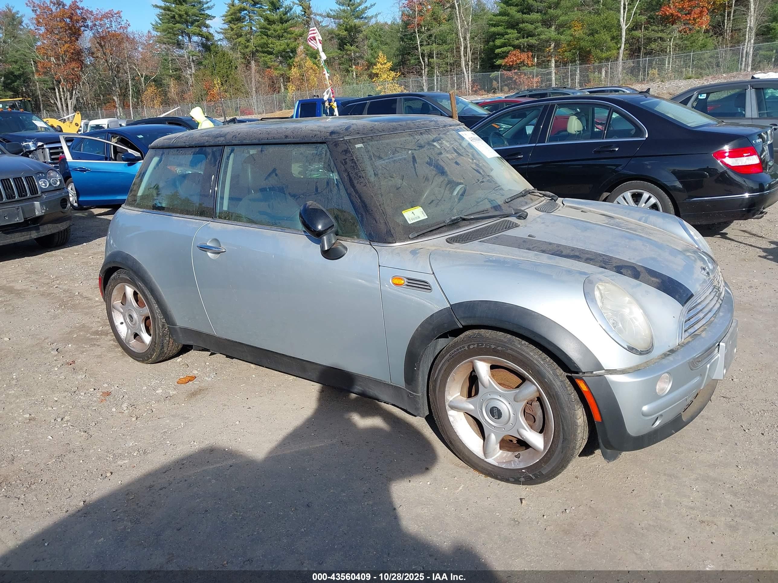 WMWRC33472TC37004