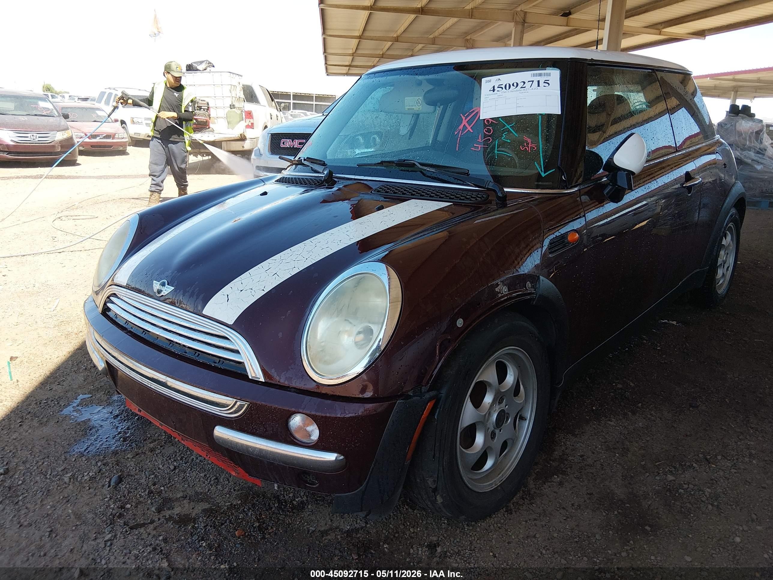 2003 Mini Cooper   Maroon vin: WMWRC33473TE14555