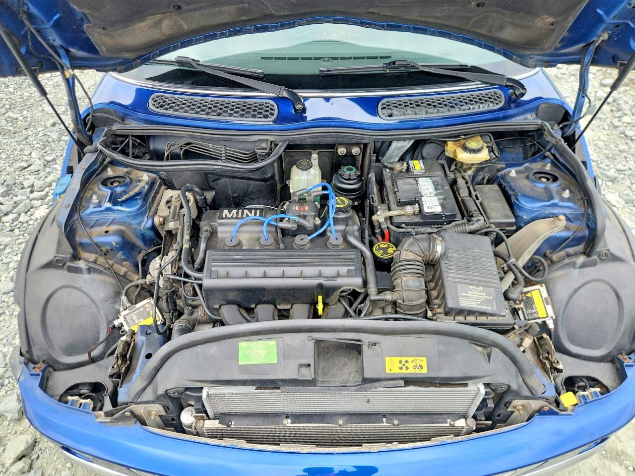 2003 Mini Cooper Base Blue vin: WMWRC33483TC41063