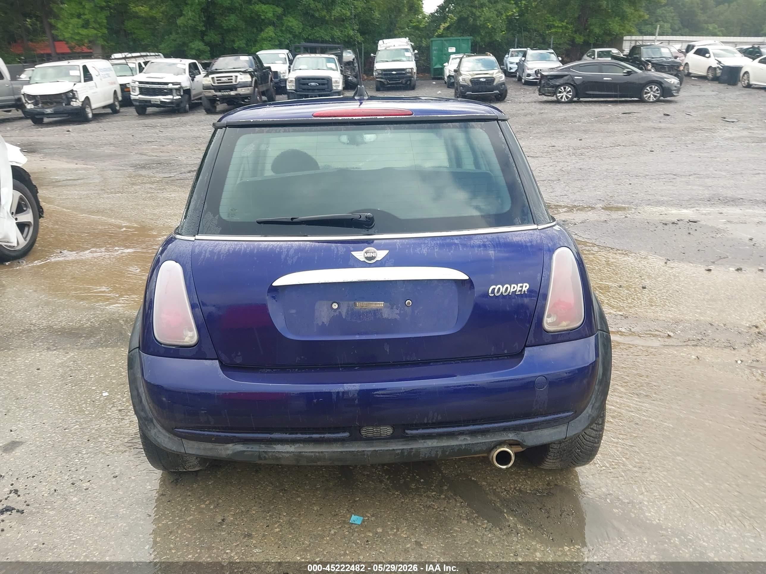 2005 Mini Cooper   Blue vin: WMWRC33485TJ66025