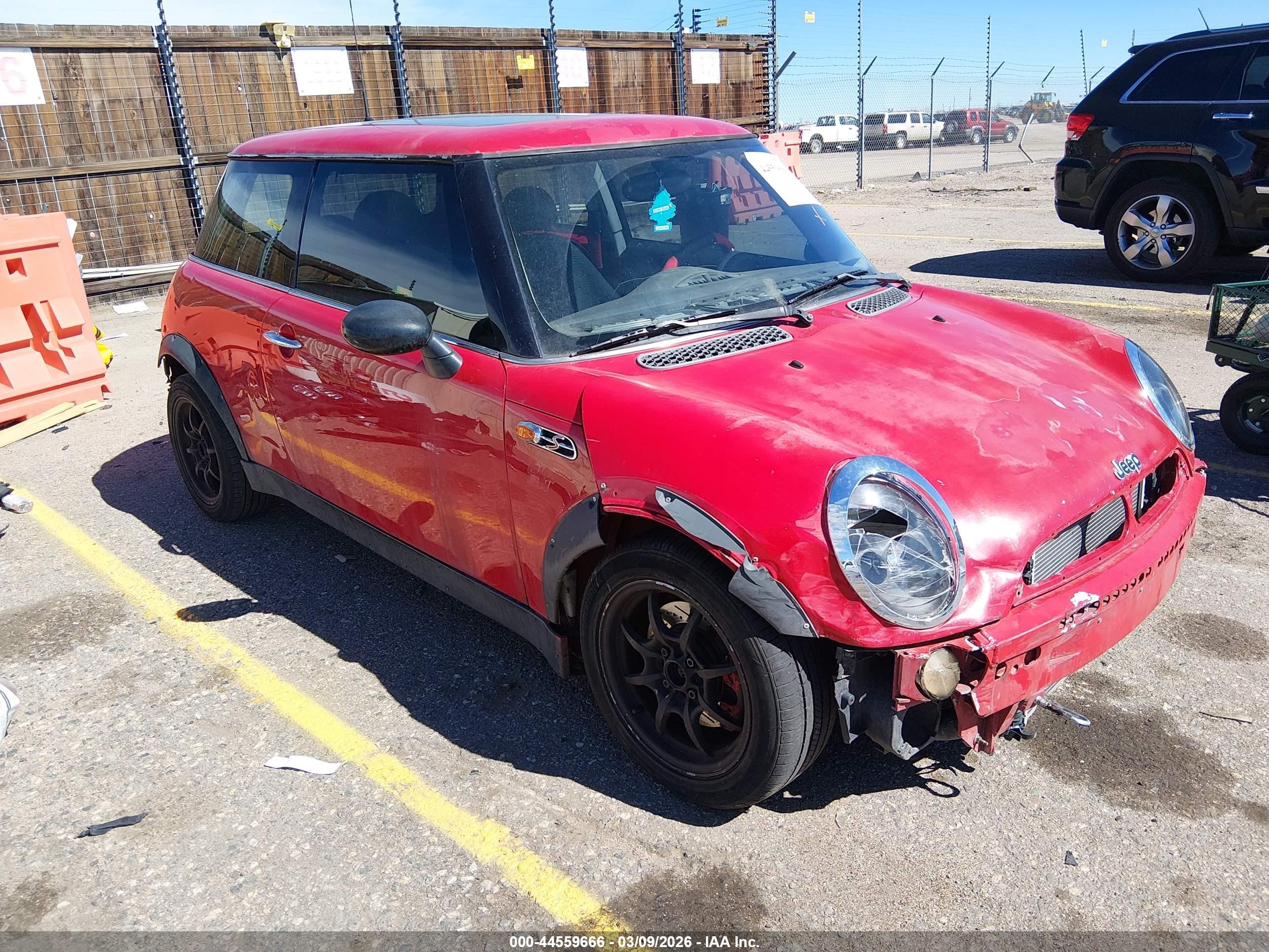 2003 Mini Cooper   Red vin: WMWRC334X3TC44238