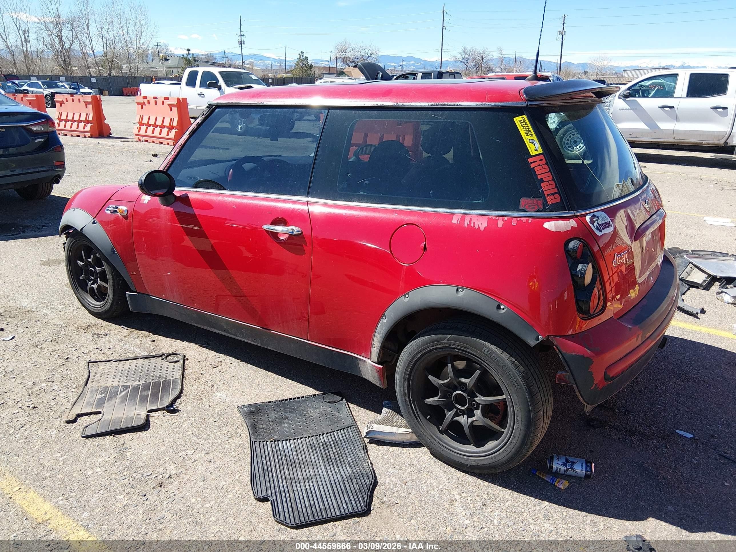 2003 Mini Cooper   Red vin: WMWRC334X3TC44238