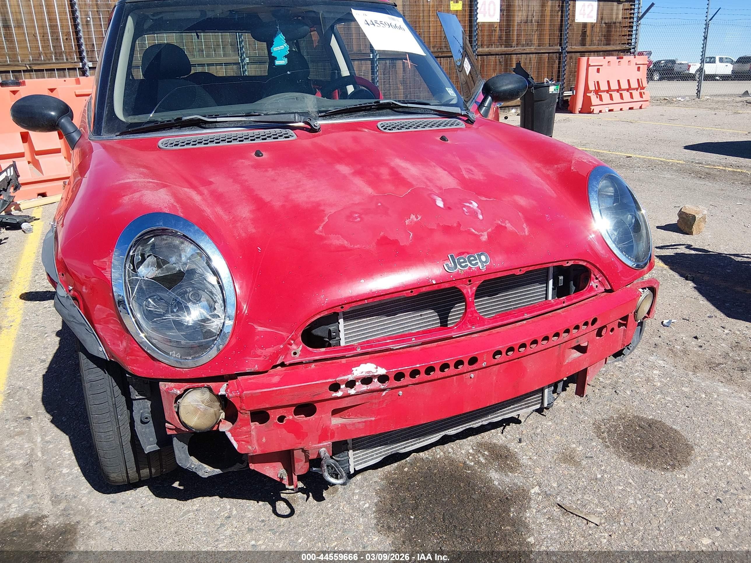 2003 Mini Cooper   Red vin: WMWRC334X3TC44238