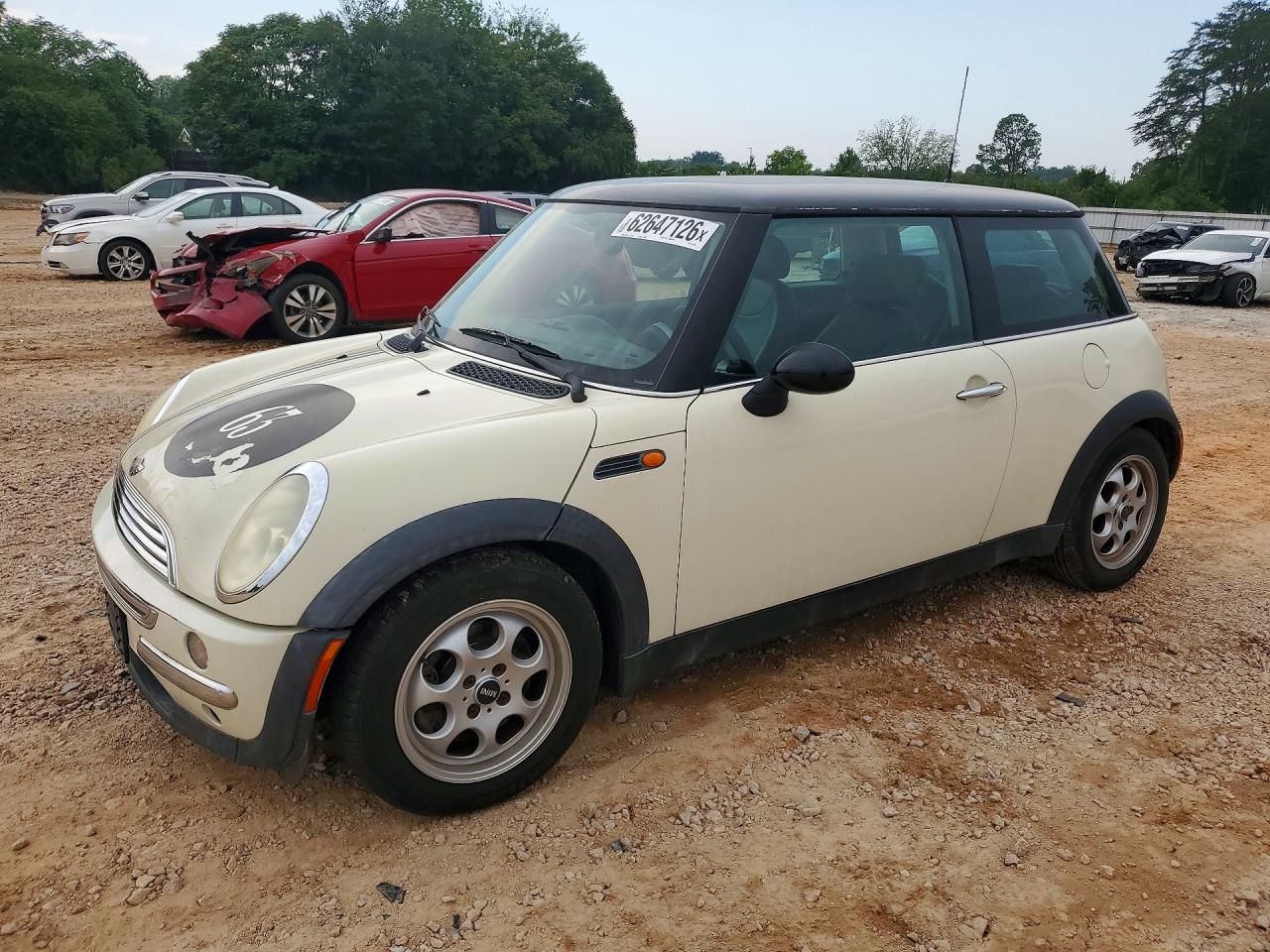2003 Mini Cooper Cream vin: WMWRC334X3TE13318