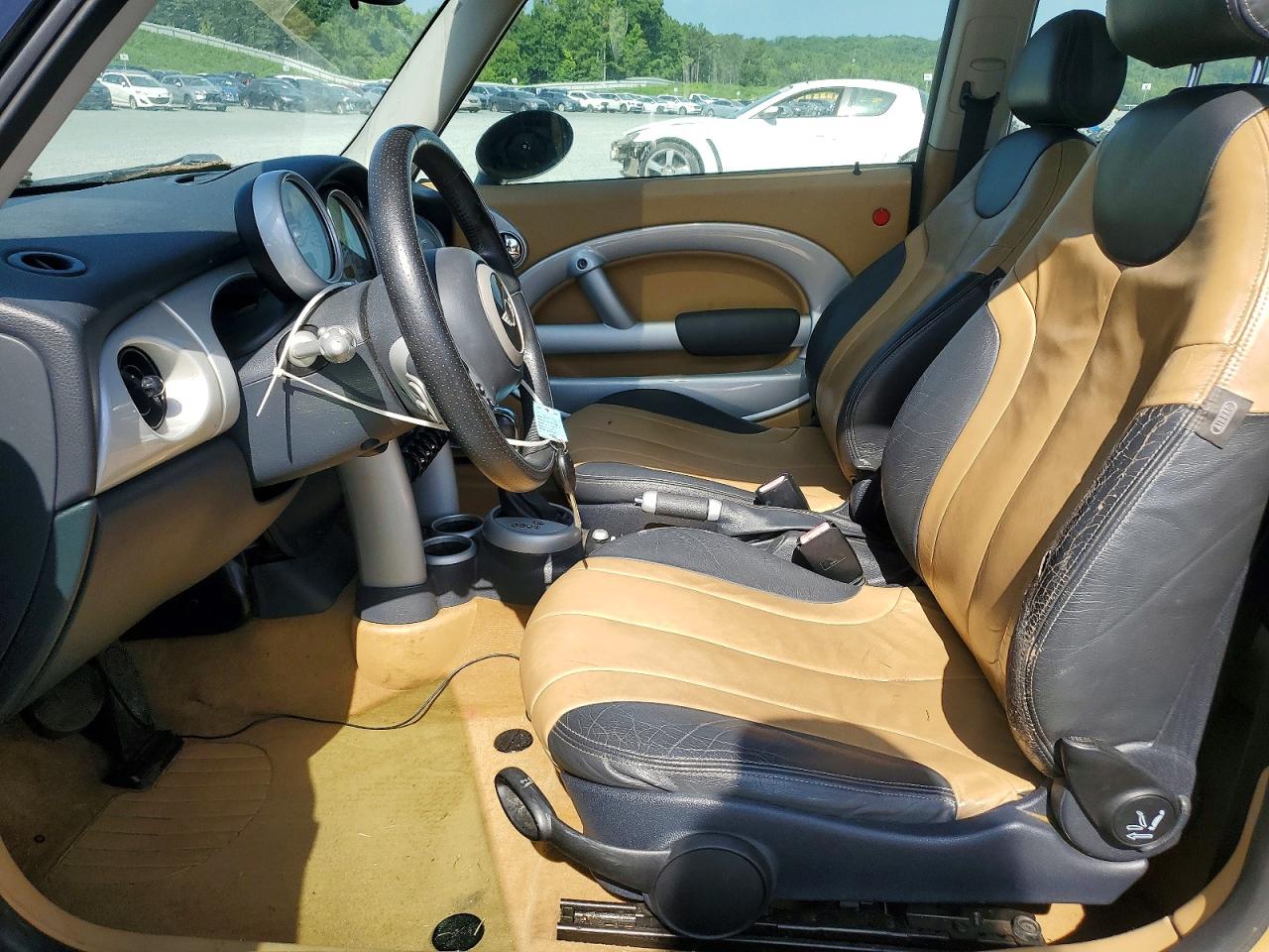2004 Mini Cooper Gold vin: WMWRC334X4TJ53338