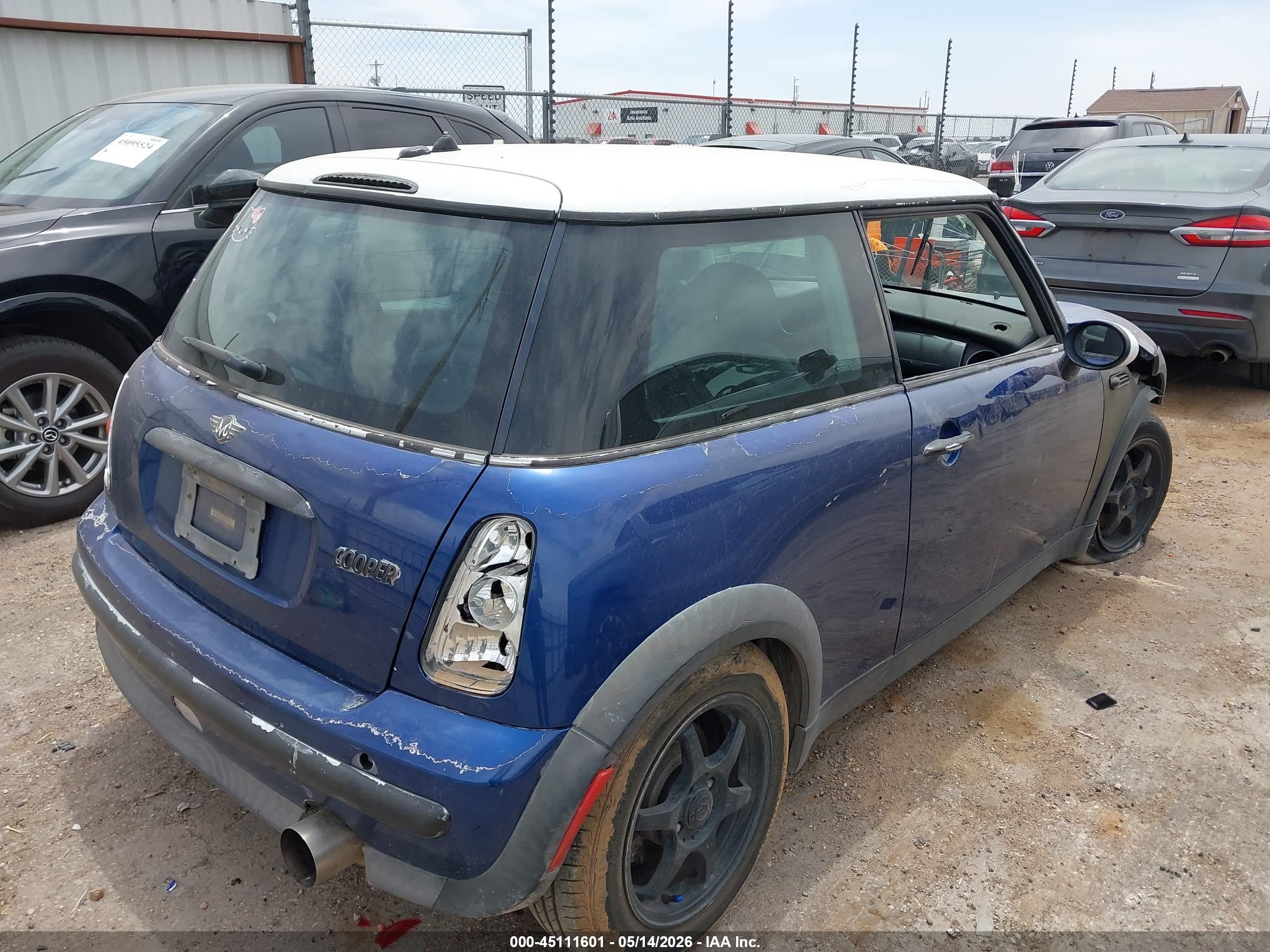 2004 Mini Cooper Blue vin: WMWRC334X4TJ57258