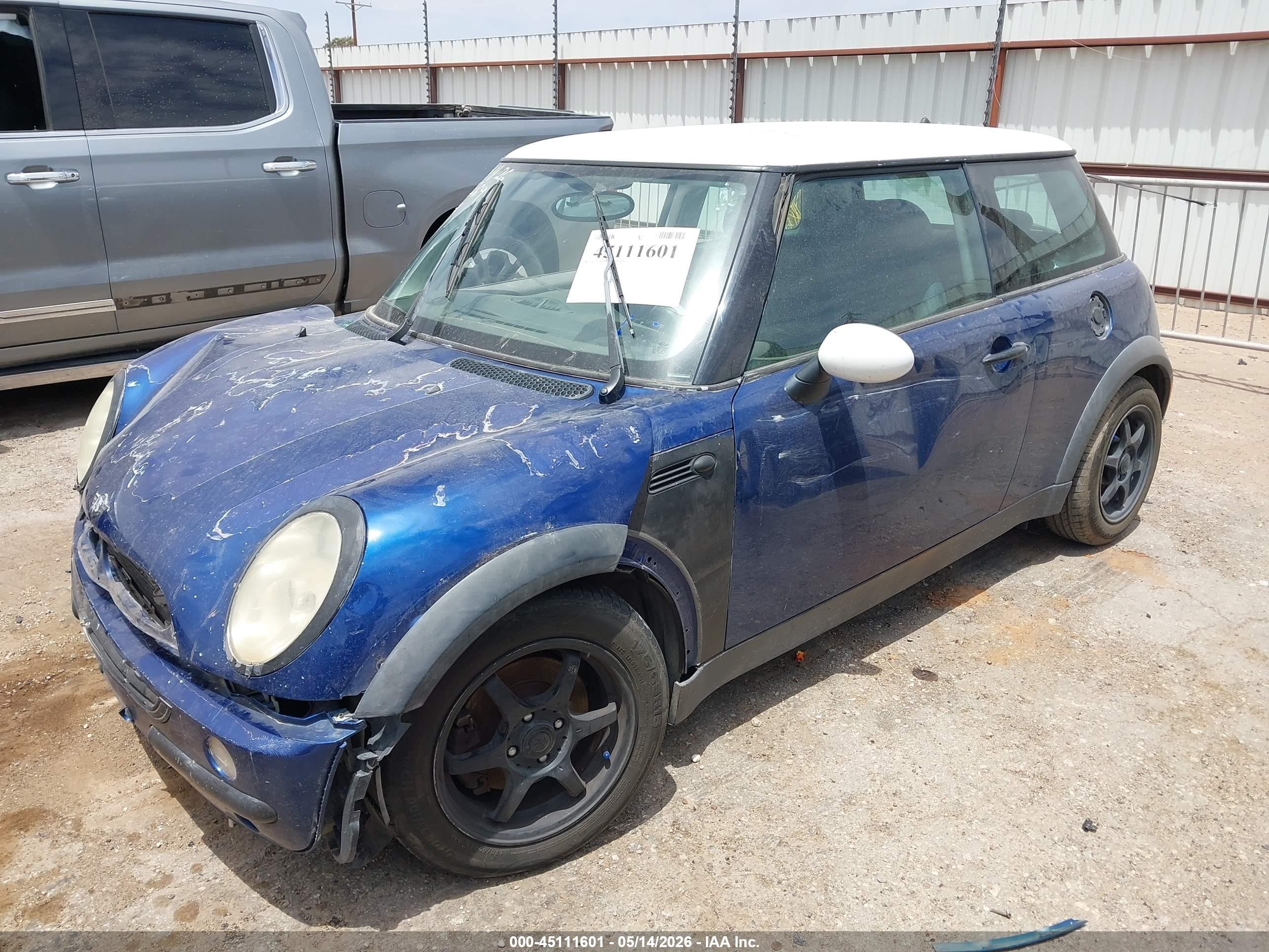 2004 Mini Cooper Blue vin: WMWRC334X4TJ57258