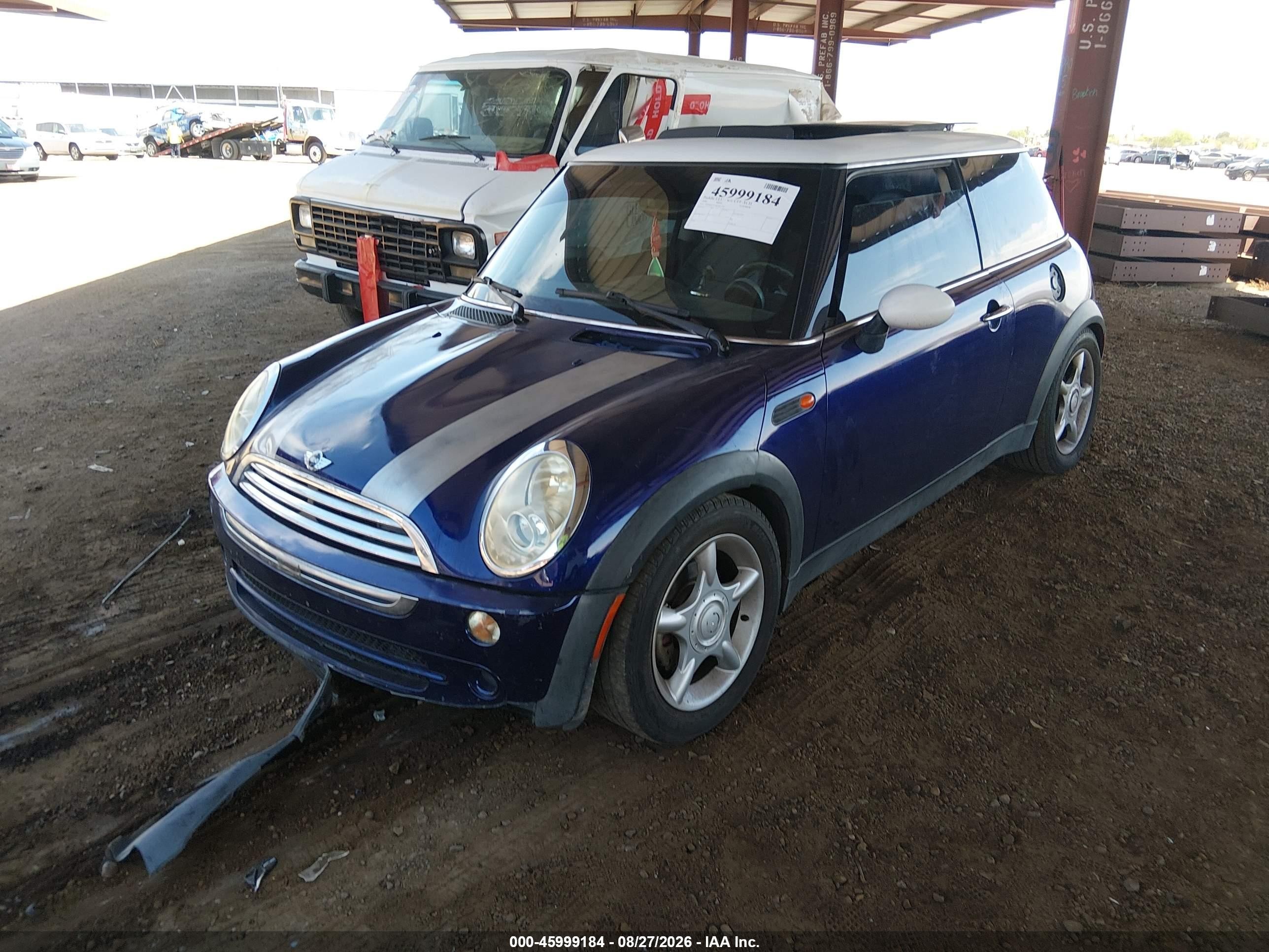 2006 Mini Cooper   Фиолетовый vin: WMWRC33506TK64752
