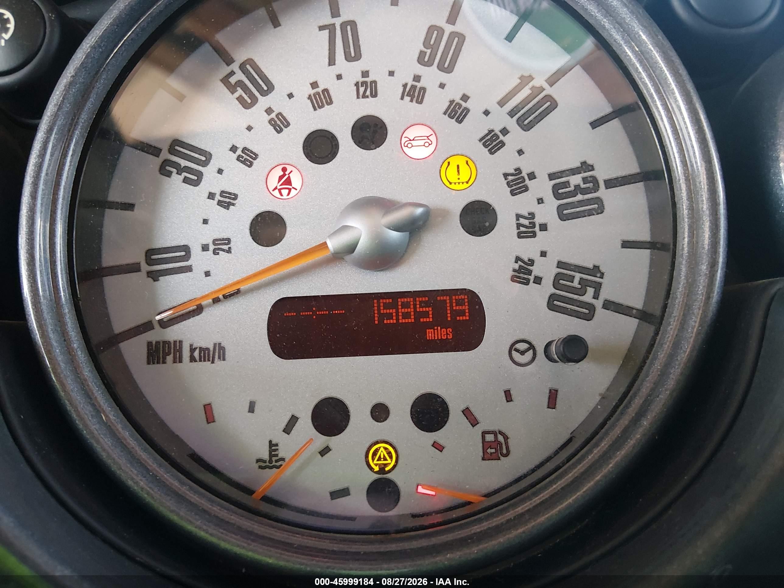 2006 Mini Cooper   Фиолетовый vin: WMWRC33506TK64752