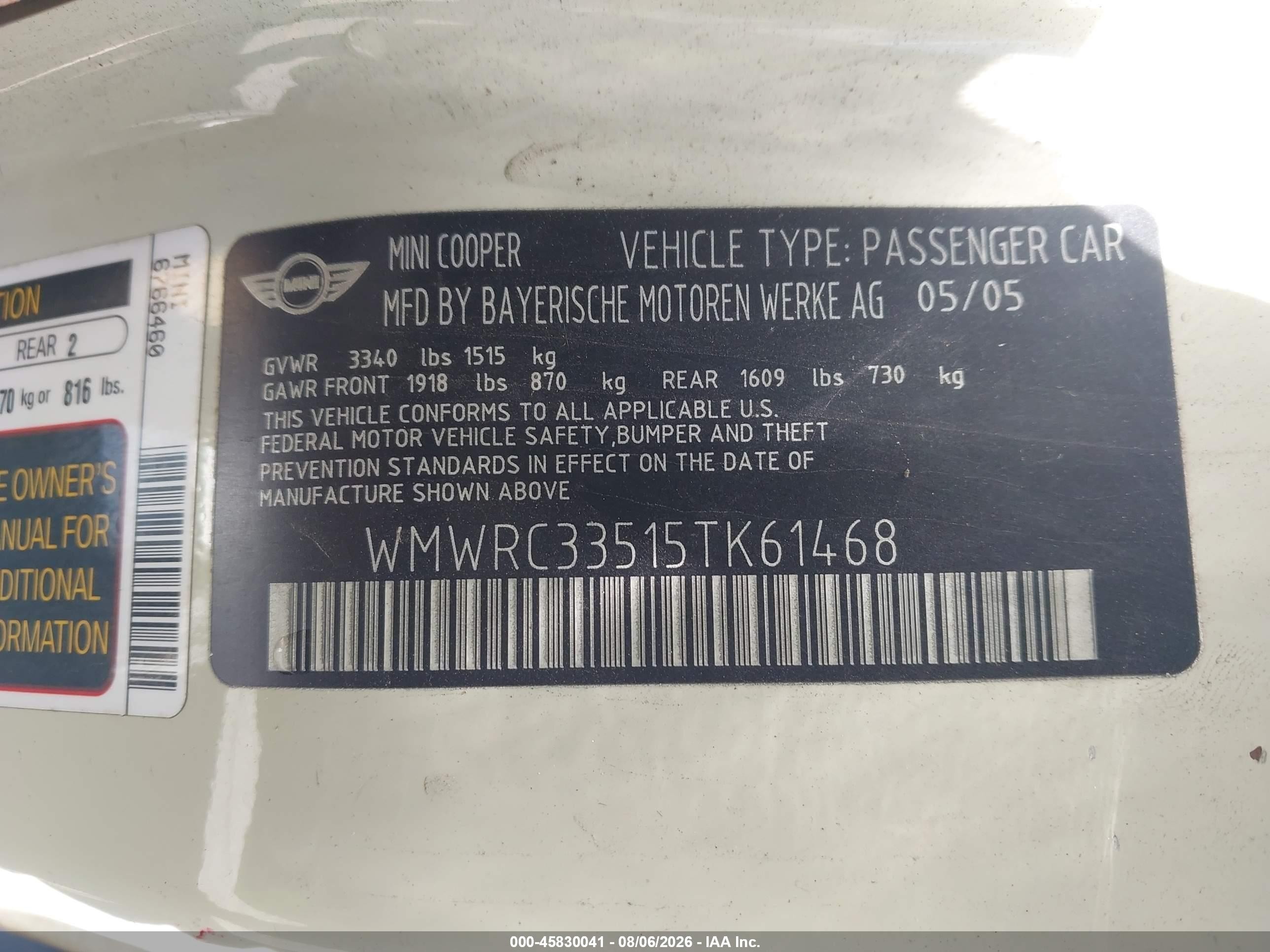 2005 Mini Cooper   White vin: WMWRC33515TK61468