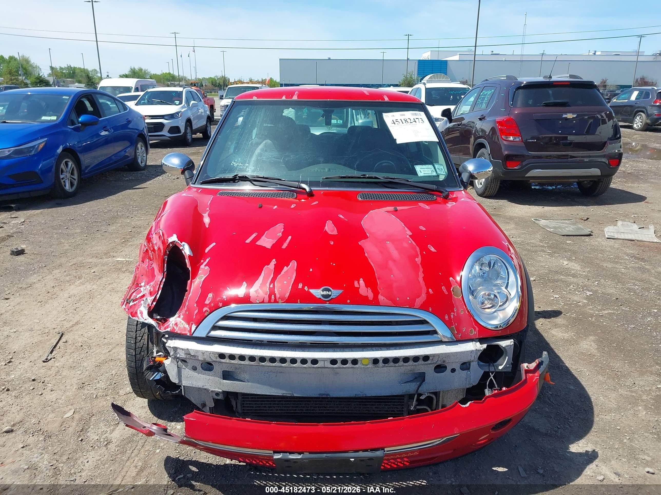 2006 Mini Cooper   Red vin: WMWRC33516TK17889