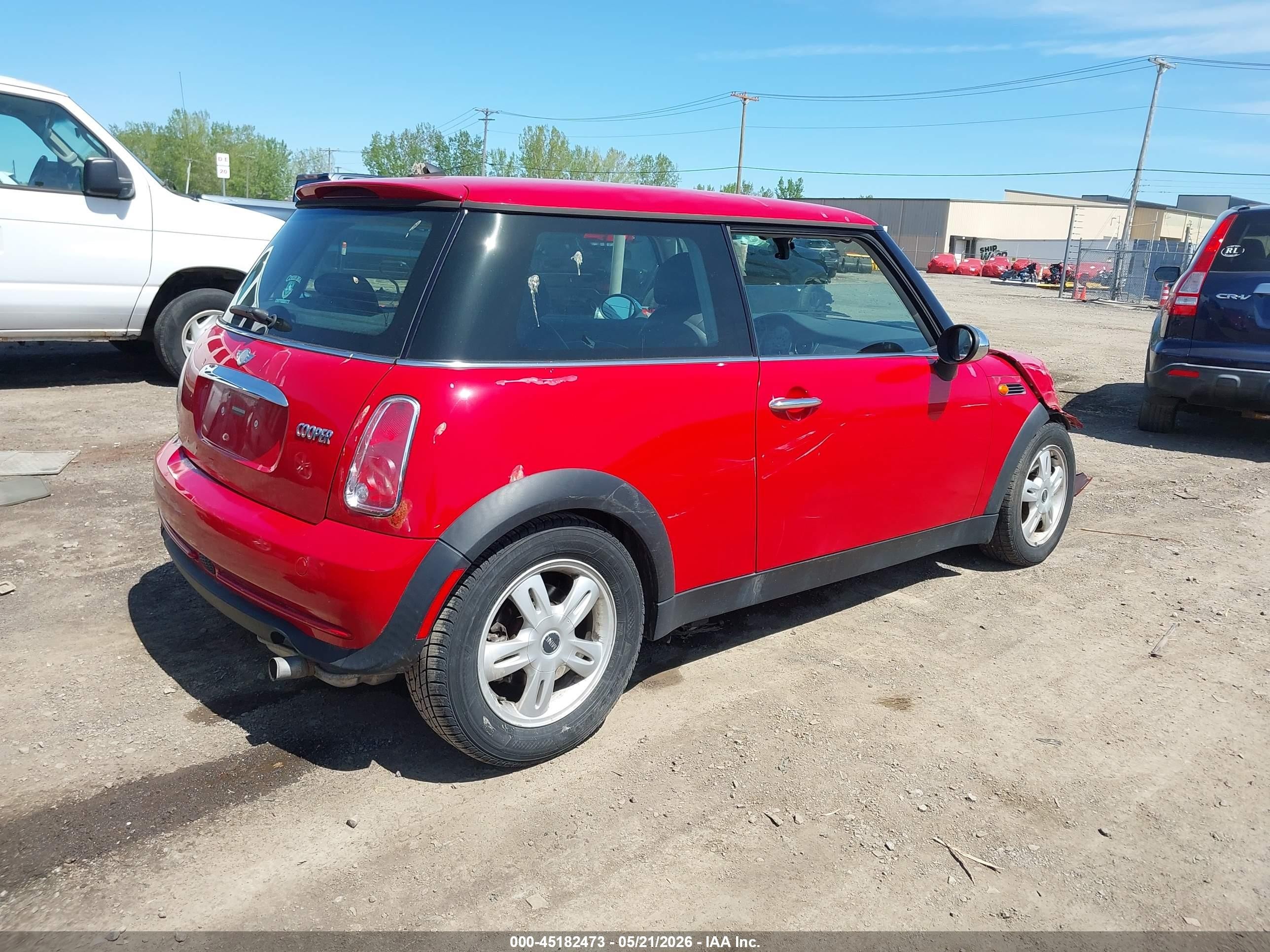 2006 Mini Cooper   Red vin: WMWRC33516TK17889
