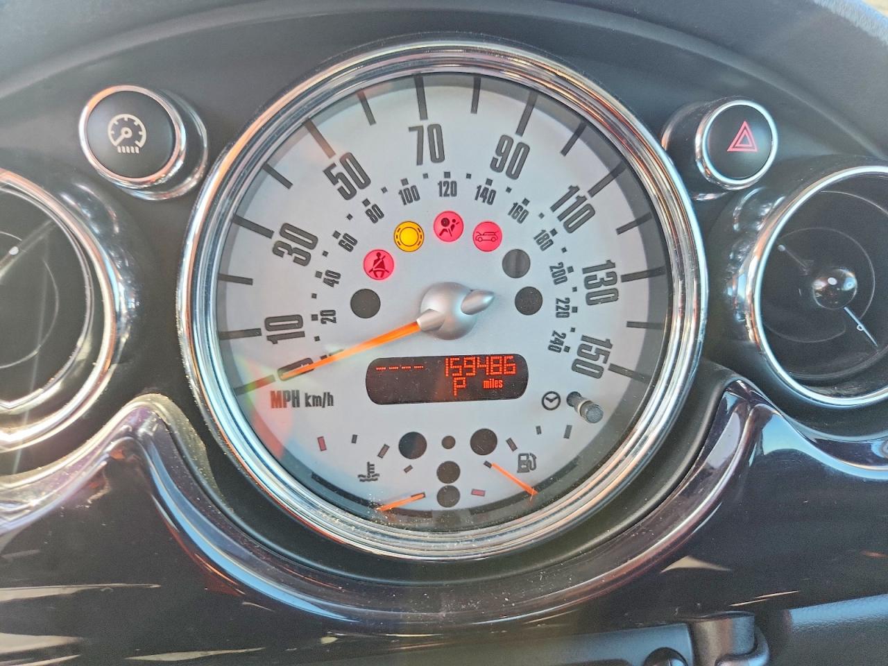 2006 Mini Cooper Blue vin: WMWRC33526TK17402