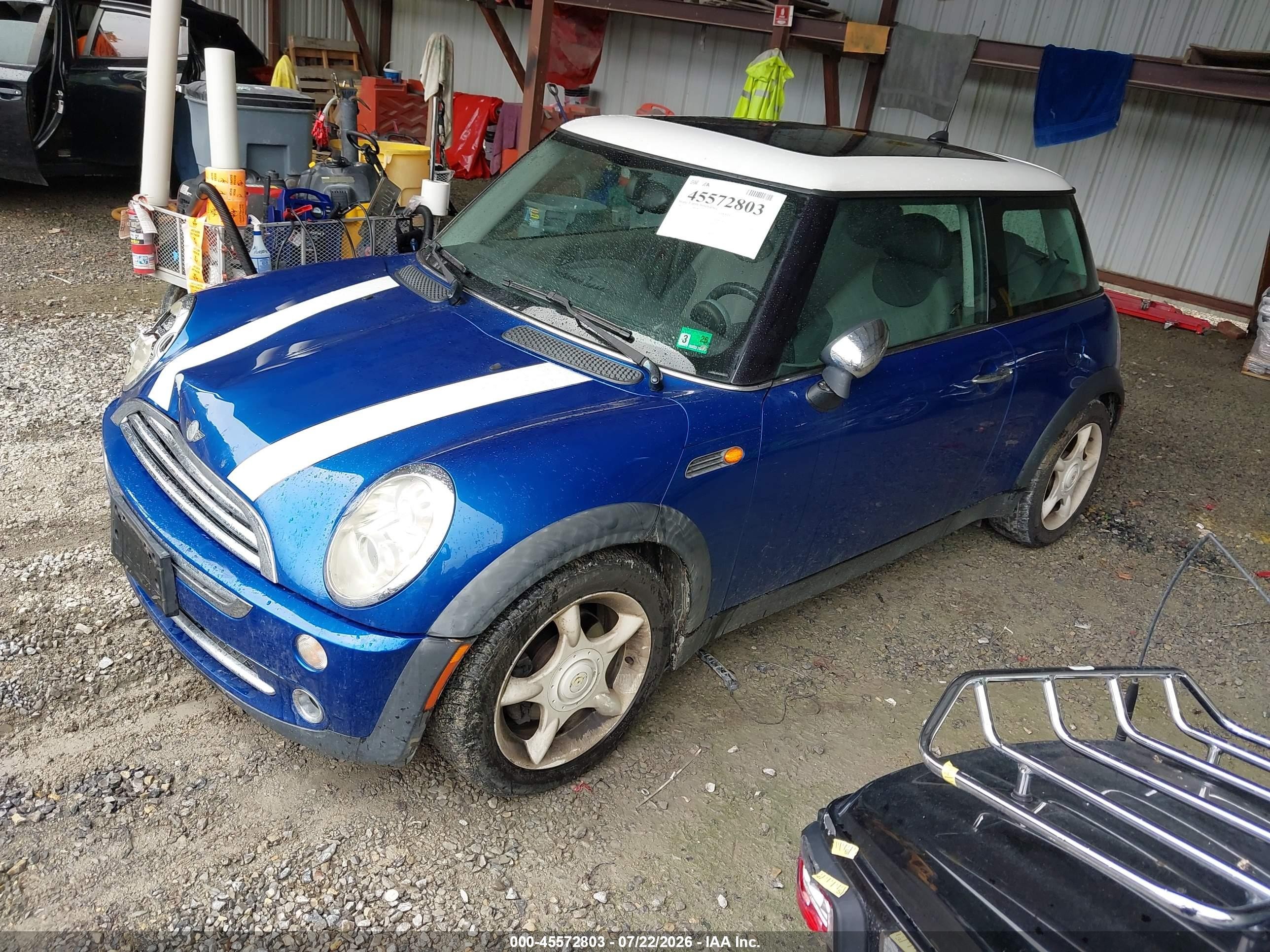 2005 Mini Cooper   Blue vin: WMWRC33545TK61061