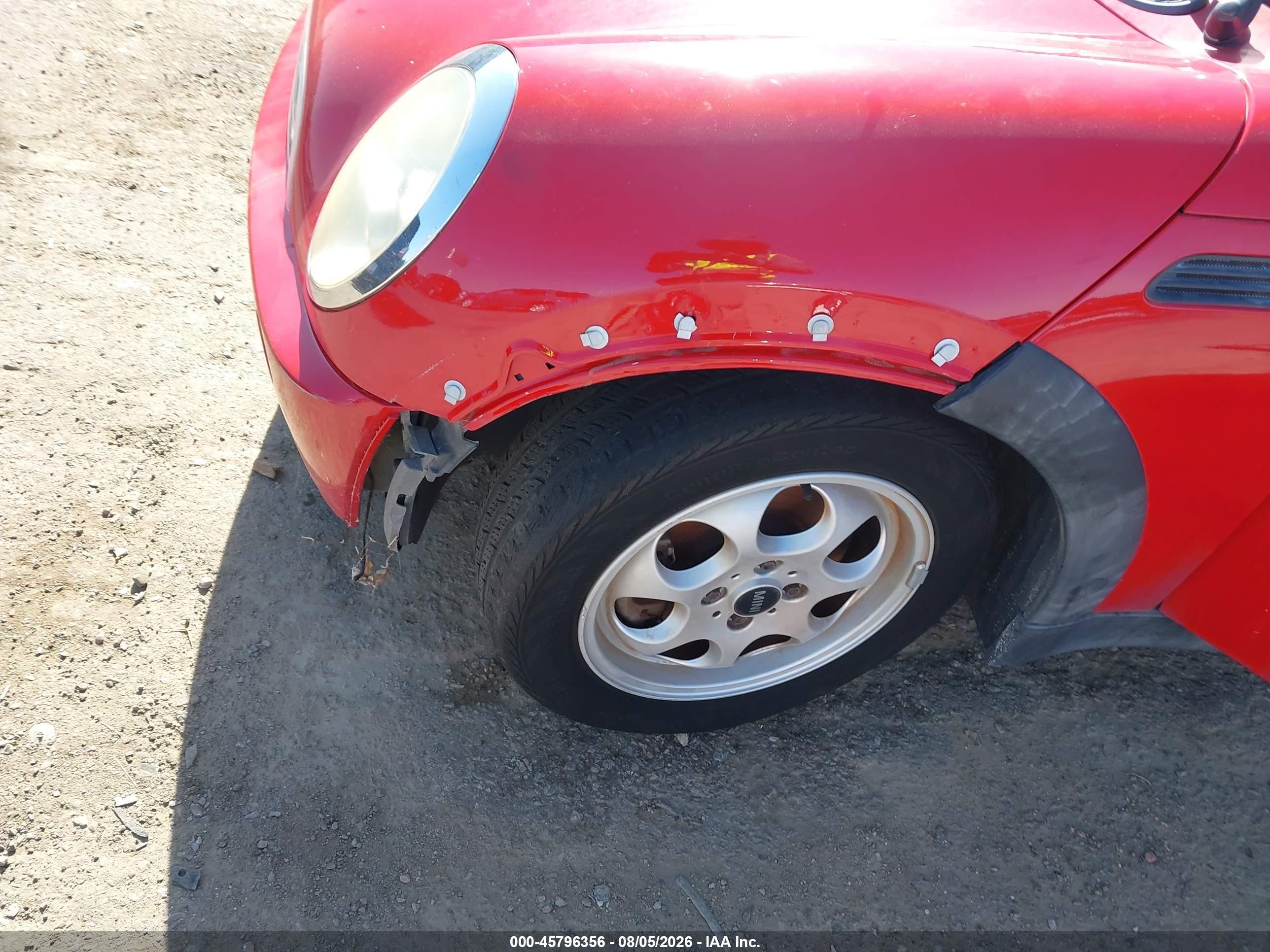 2005 Mini Cooper   Red vin: WMWRC33545TK61724
