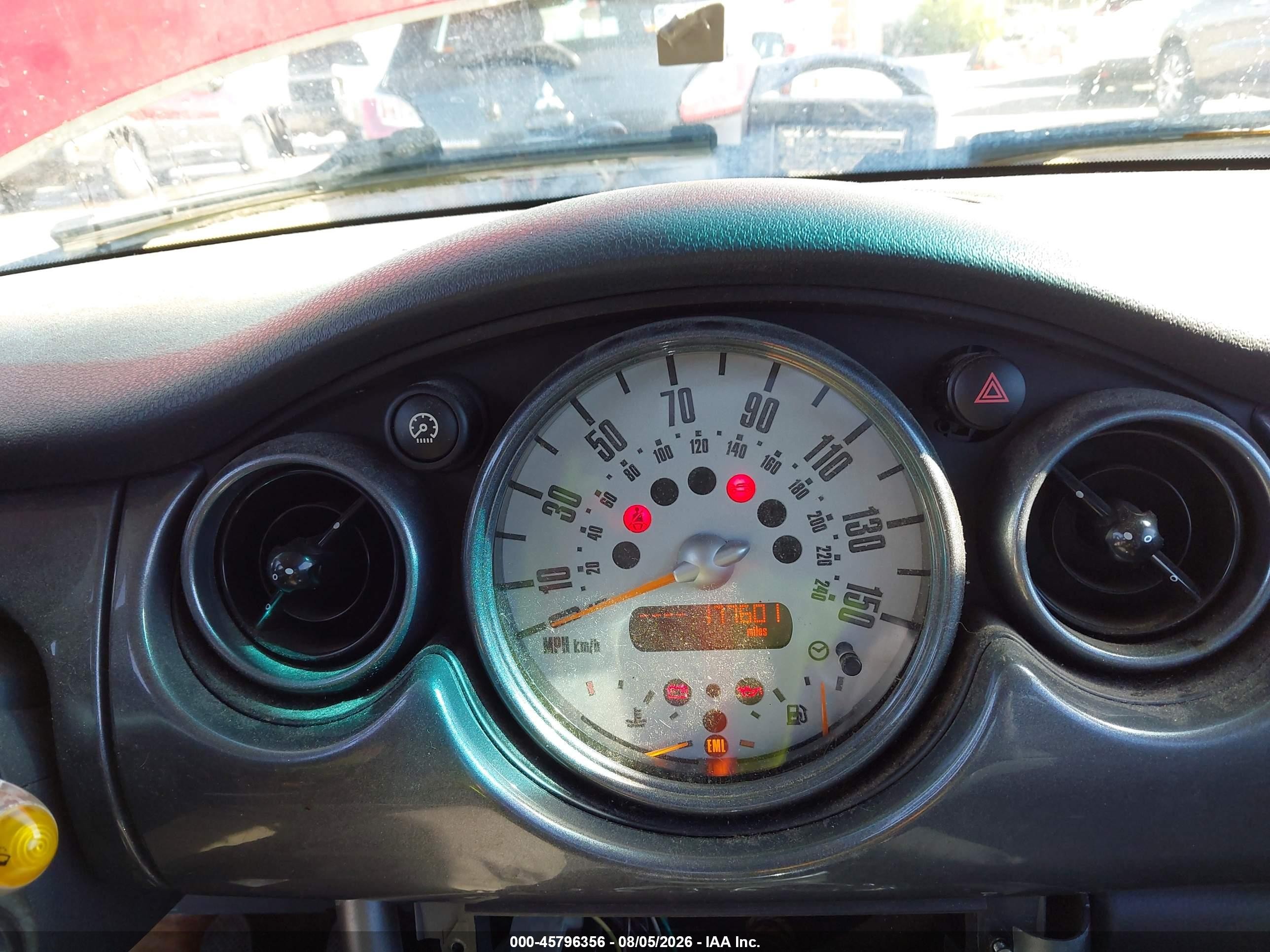 2005 Mini Cooper   Red vin: WMWRC33545TK61724