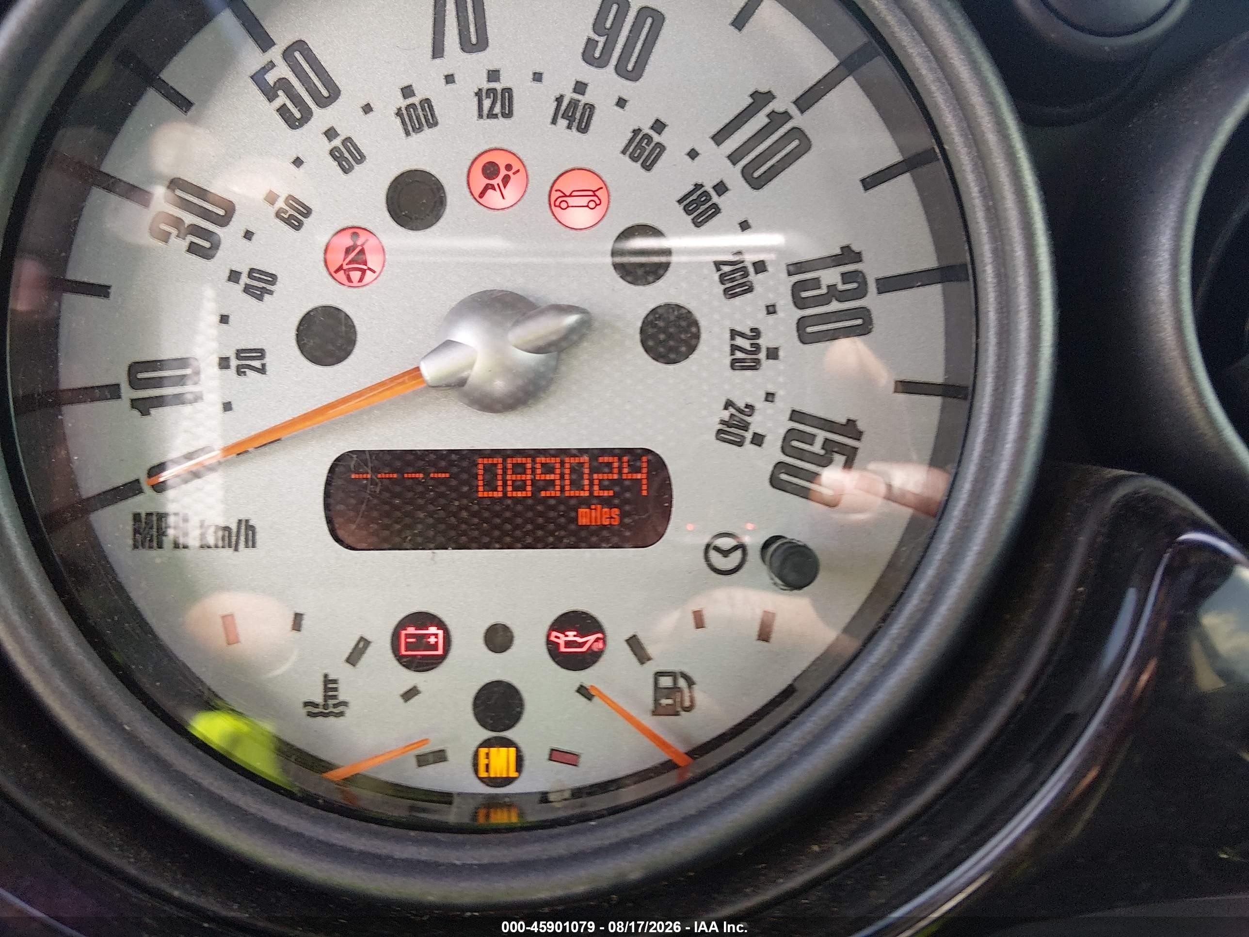 2006 Mini Cooper   Красный vin: WMWRC33566TK70877