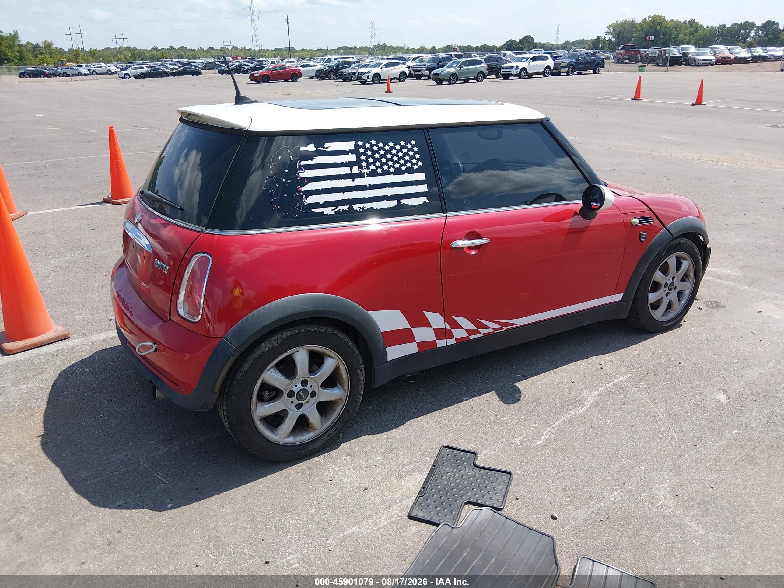 2006 Mini Cooper   Красный vin: WMWRC33566TK70877