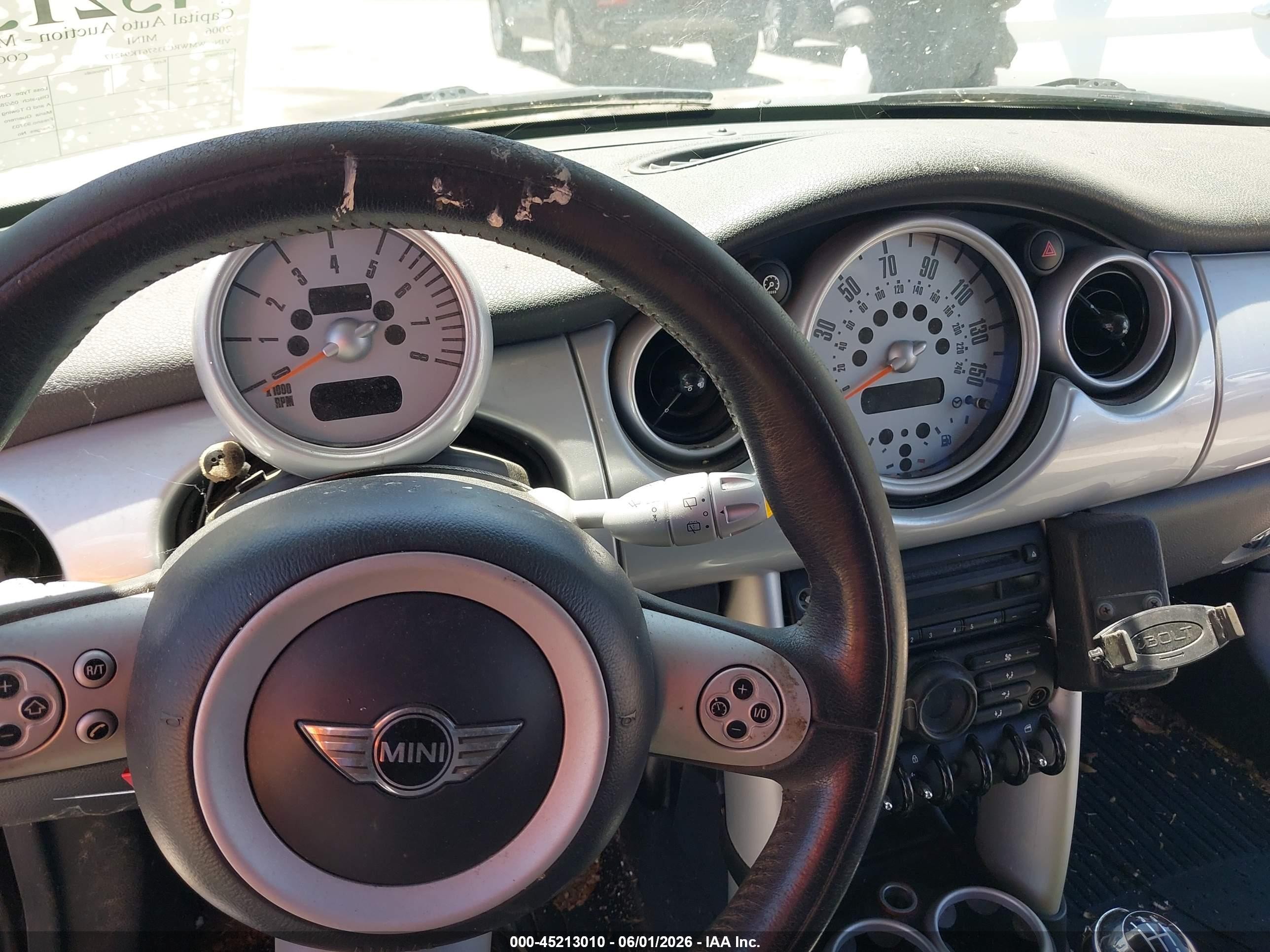 2006 Mini Cooper   Silver vin: WMWRC33576TK94217