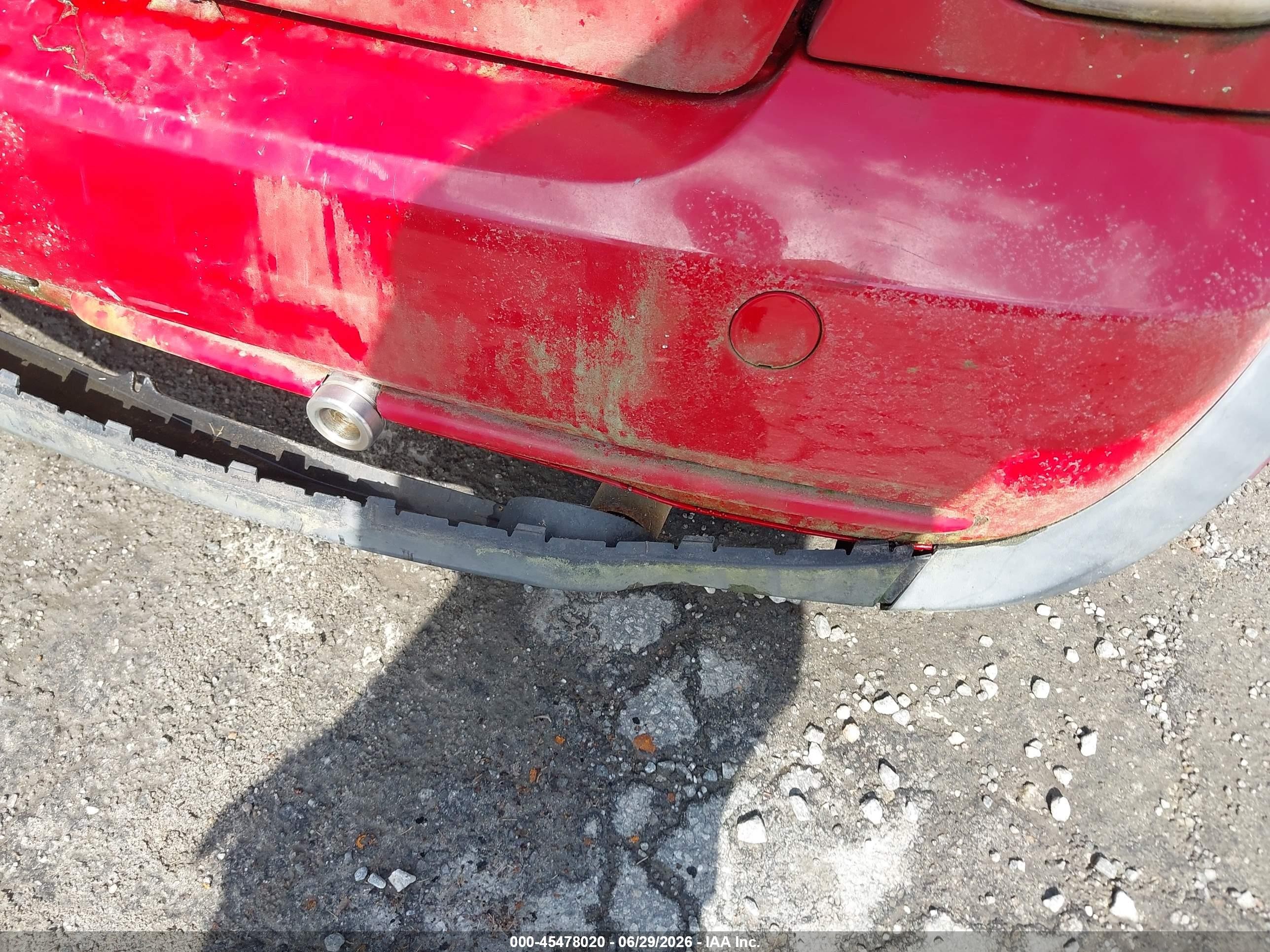 2005 Mini Cooper   Red vin: WMWRC33585TJ72223