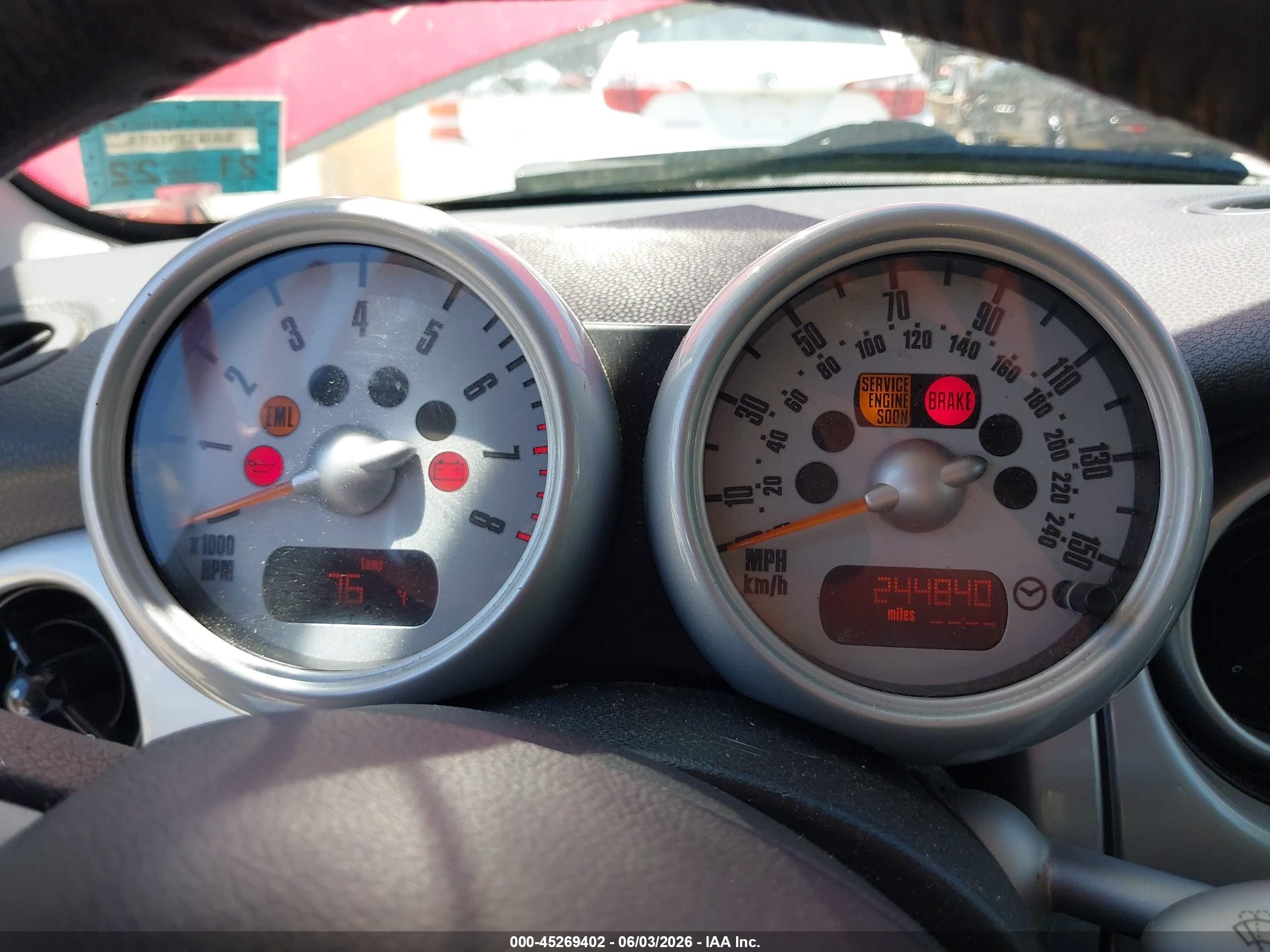2005 Mini Cooper   Красный vin: WMWRC33585TK61029