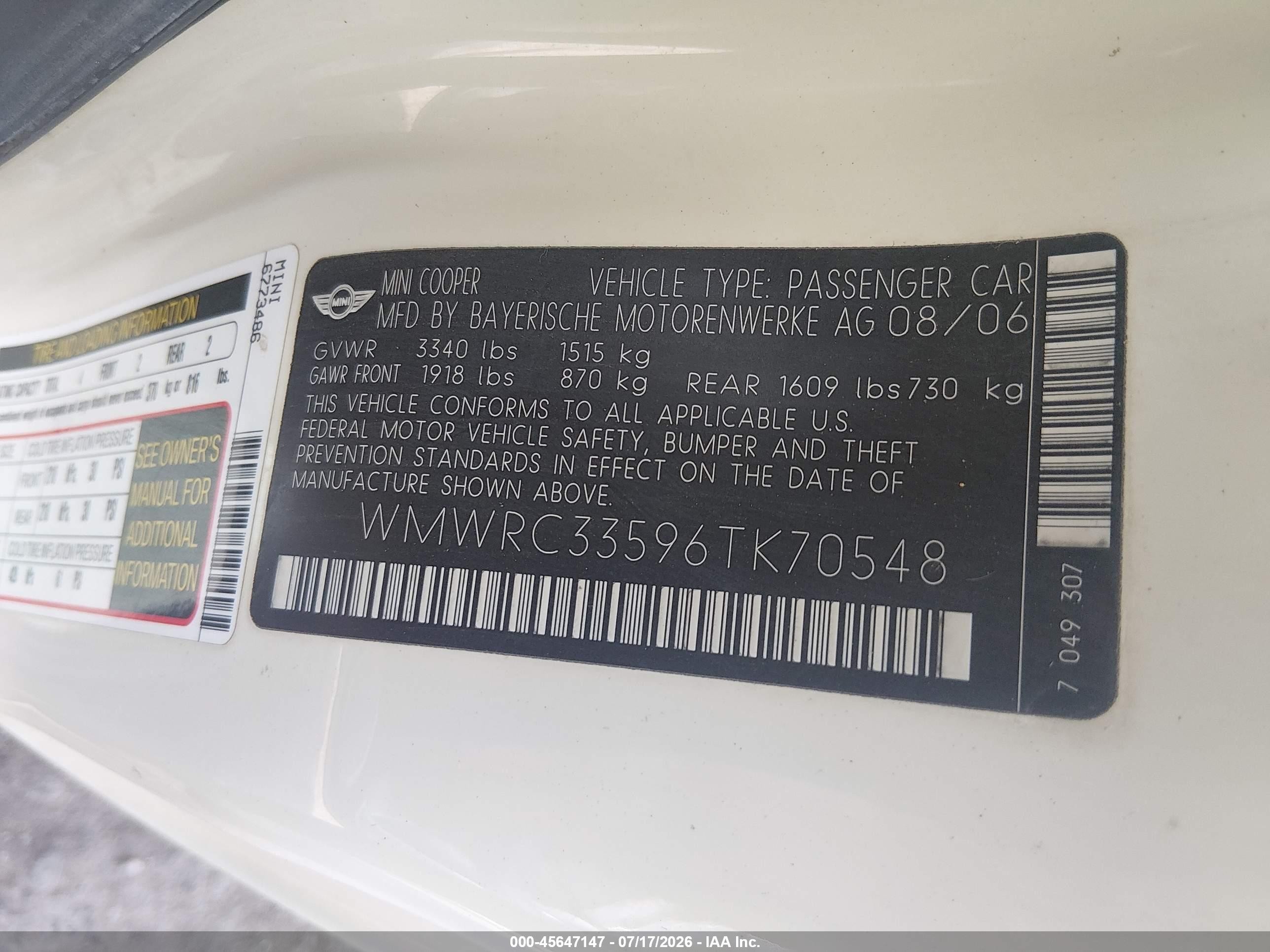 2006 Mini Cooper   White vin: WMWRC33596TK70548