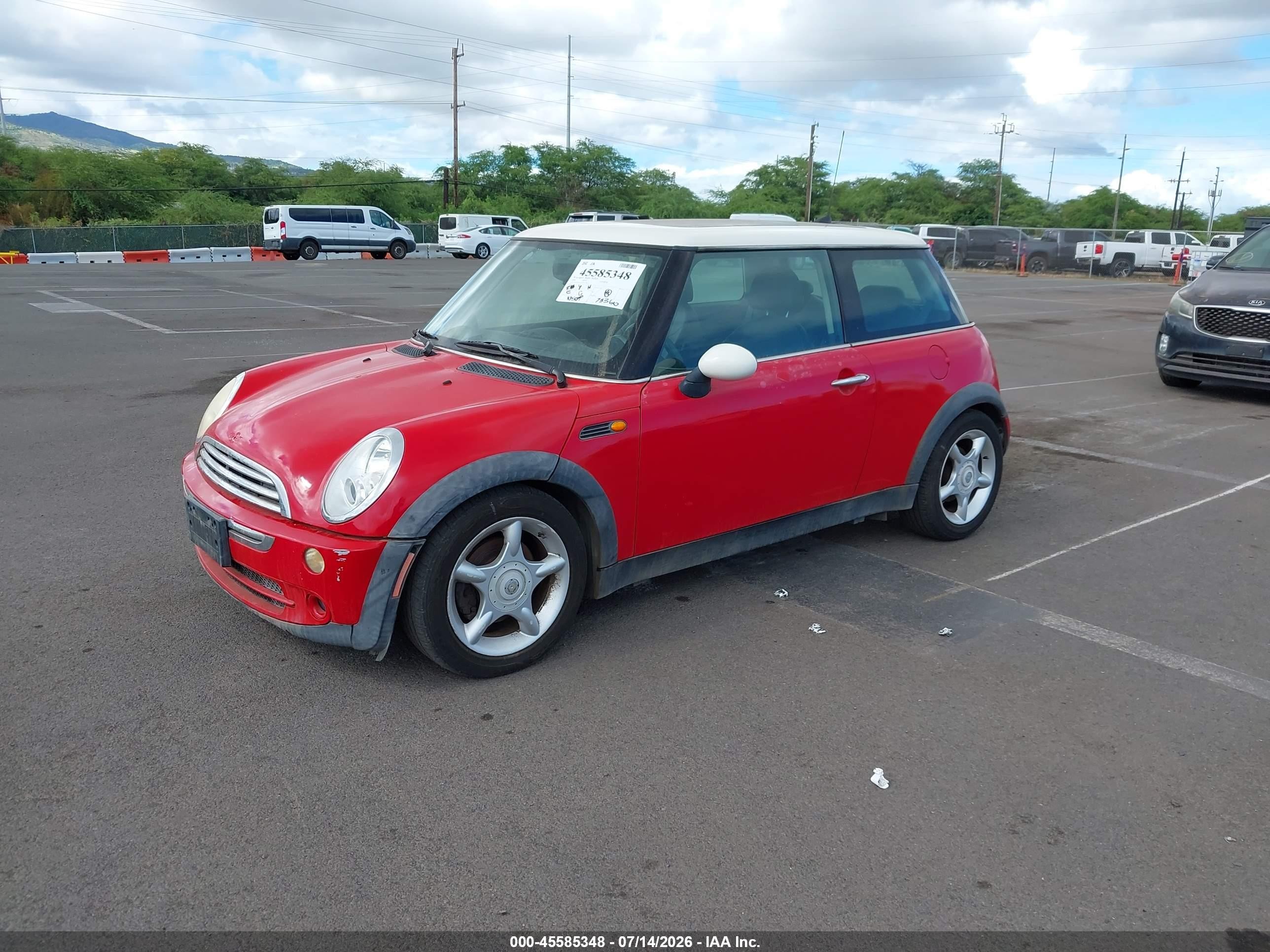 2006 Mini Cooper   Red vin: WMWRC33596TK70873