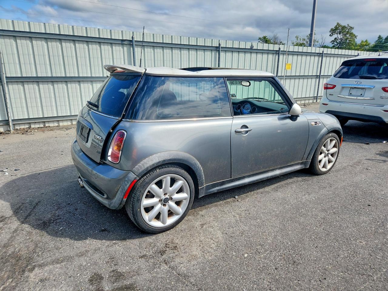2002 Mini Cooper S Gray vin: WMWRE33422TD57464