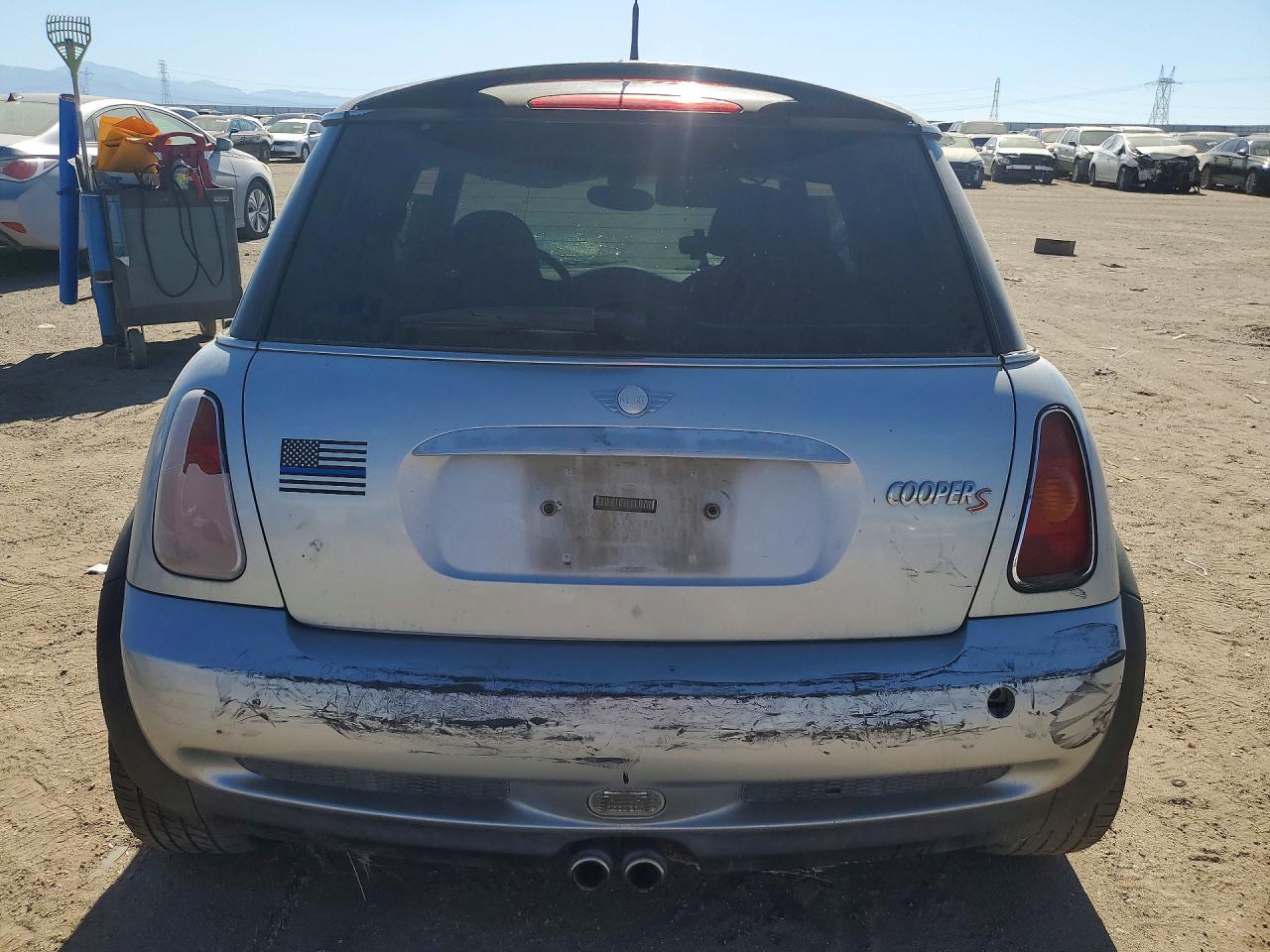2004 Mini Cooper S Gray vin: WMWRE33424TD76468