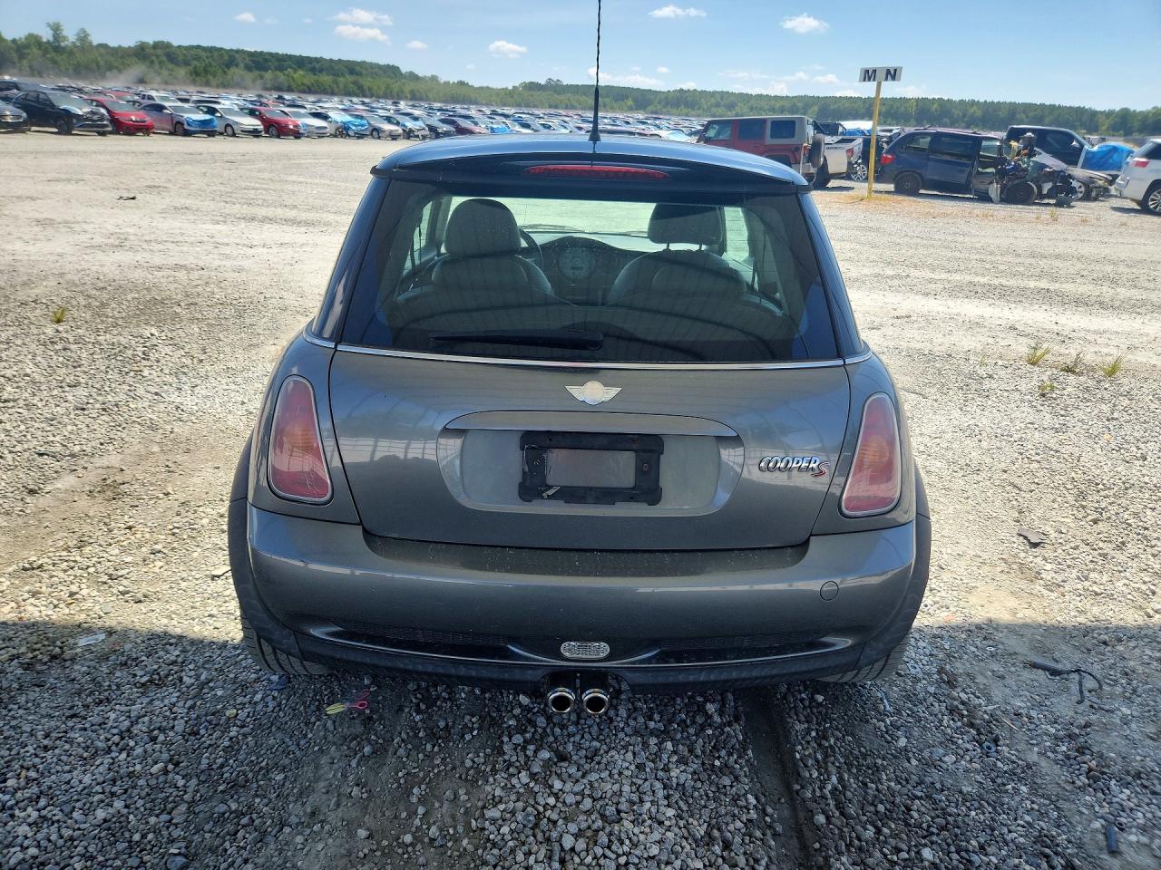 2004 Mini Cooper S Gray vin: WMWRE33434TD84935