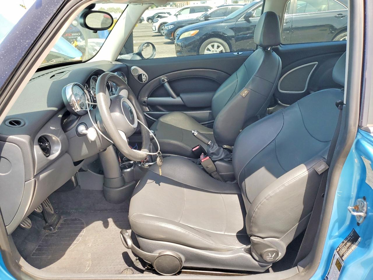 2005 Mini Cooper S Blue vin: WMWRE33435TD94589