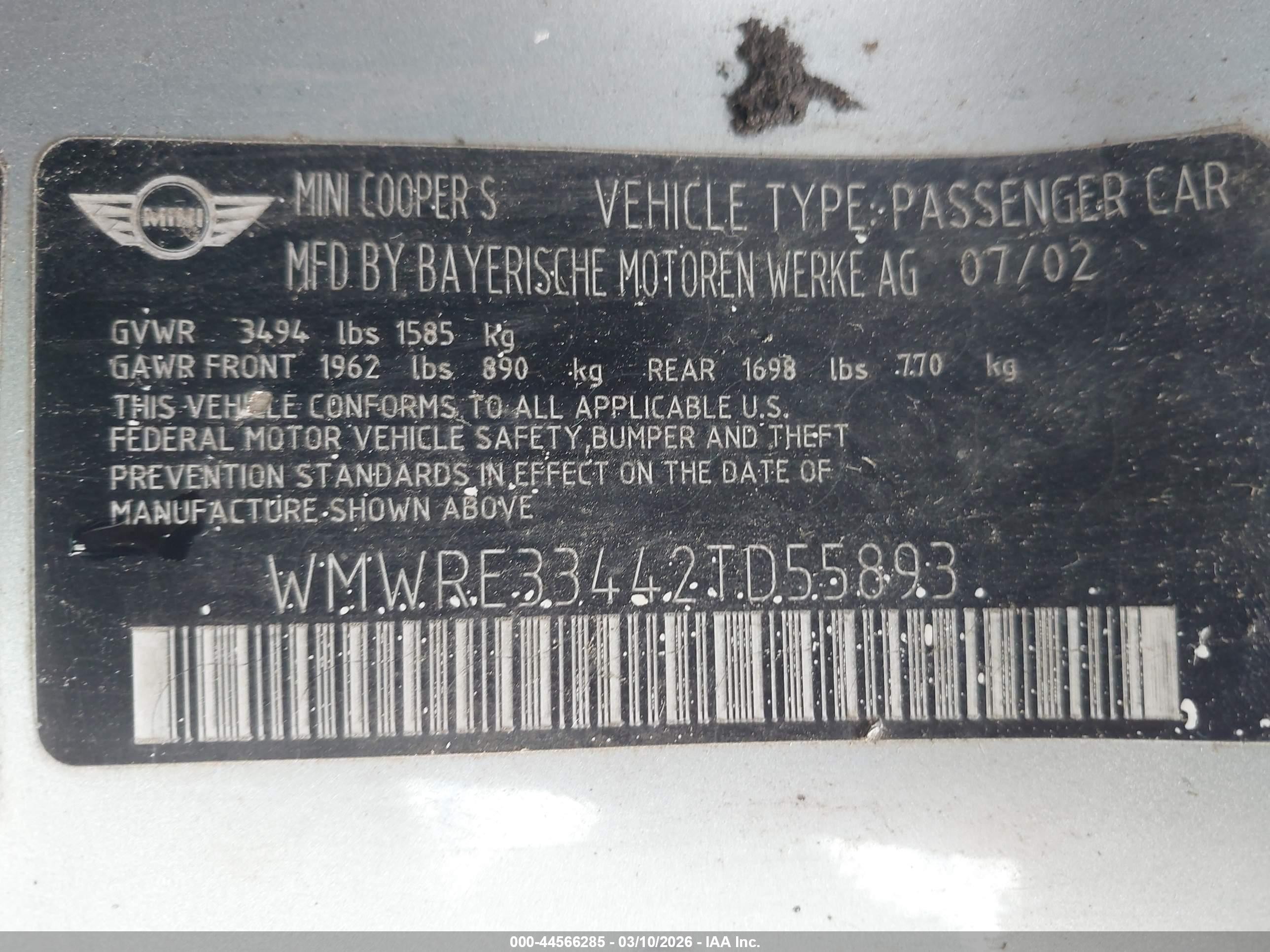 2002 Mini Cooper S   Серебряный vin: WMWRE33442TD55893