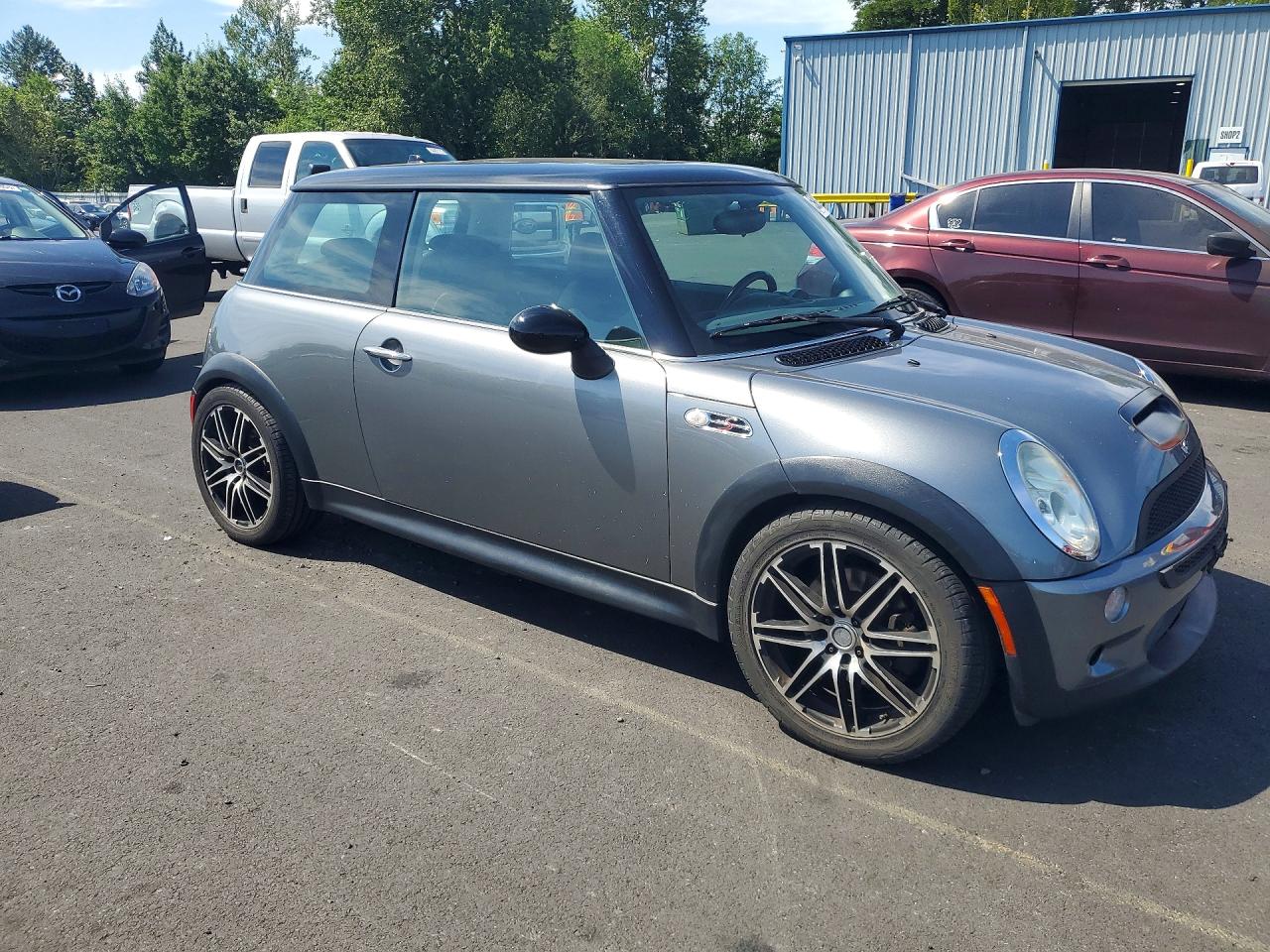 2002 Mini Cooper S Gray vin: WMWRE33452TD52727