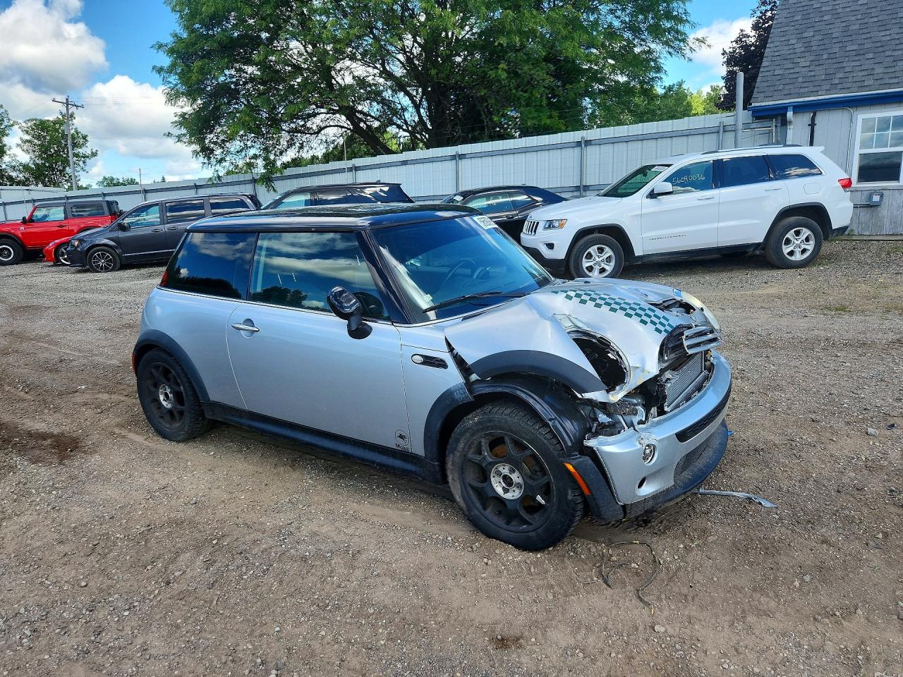 2002 Mini Cooper S Серебряный vin: WMWRE33462TD56737