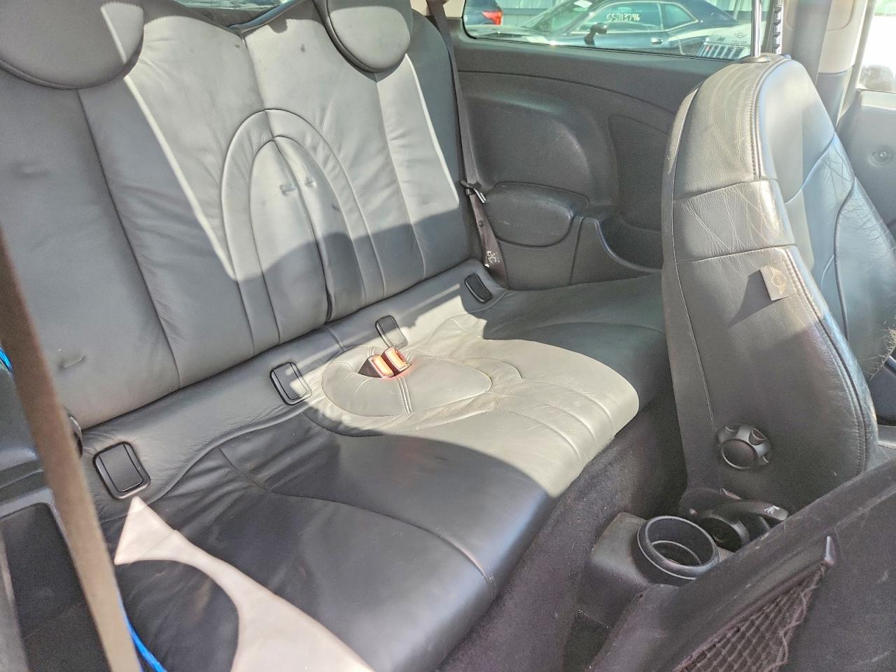 2002 Mini Cooper S Серебряный vin: WMWRE33462TD56737