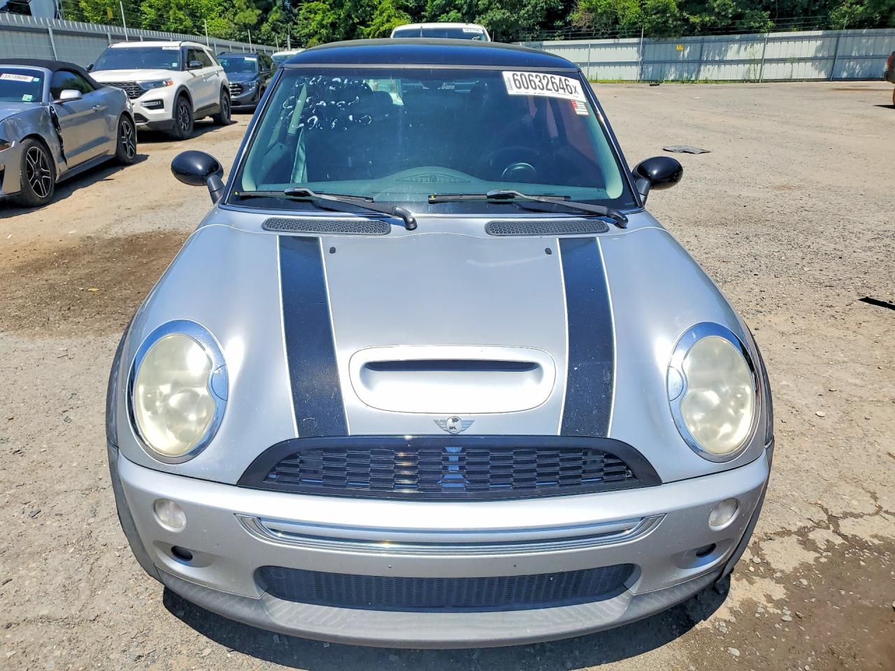 2004 Mini Cooper S Silver vin: WMWRE33474TD82492