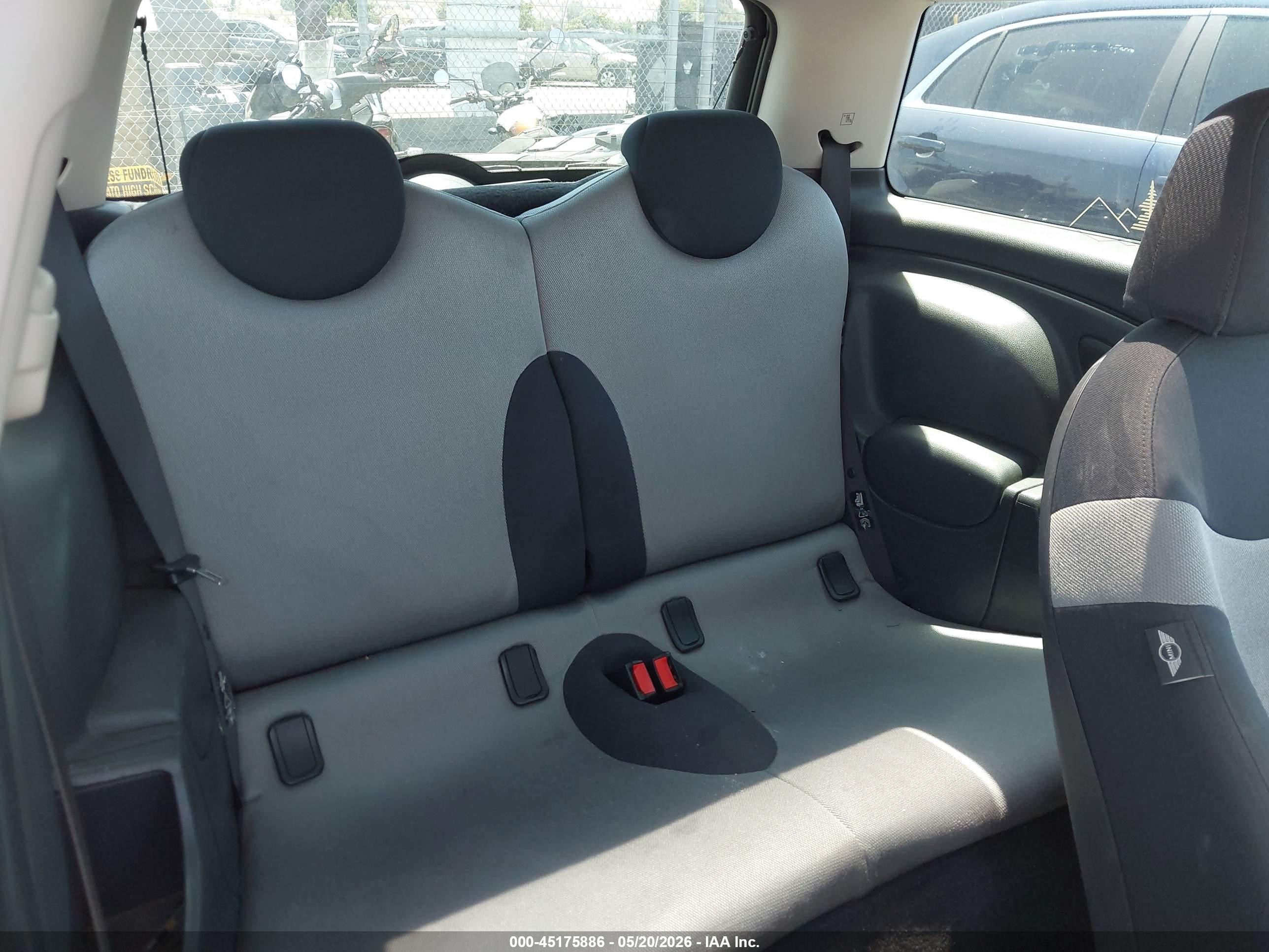 2002 Mini Cooper S   Серый vin: WMWRE33482TD52530