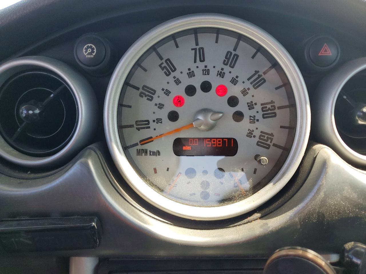 2002 Mini Cooper S Silver vin: WMWRE33482TD56996