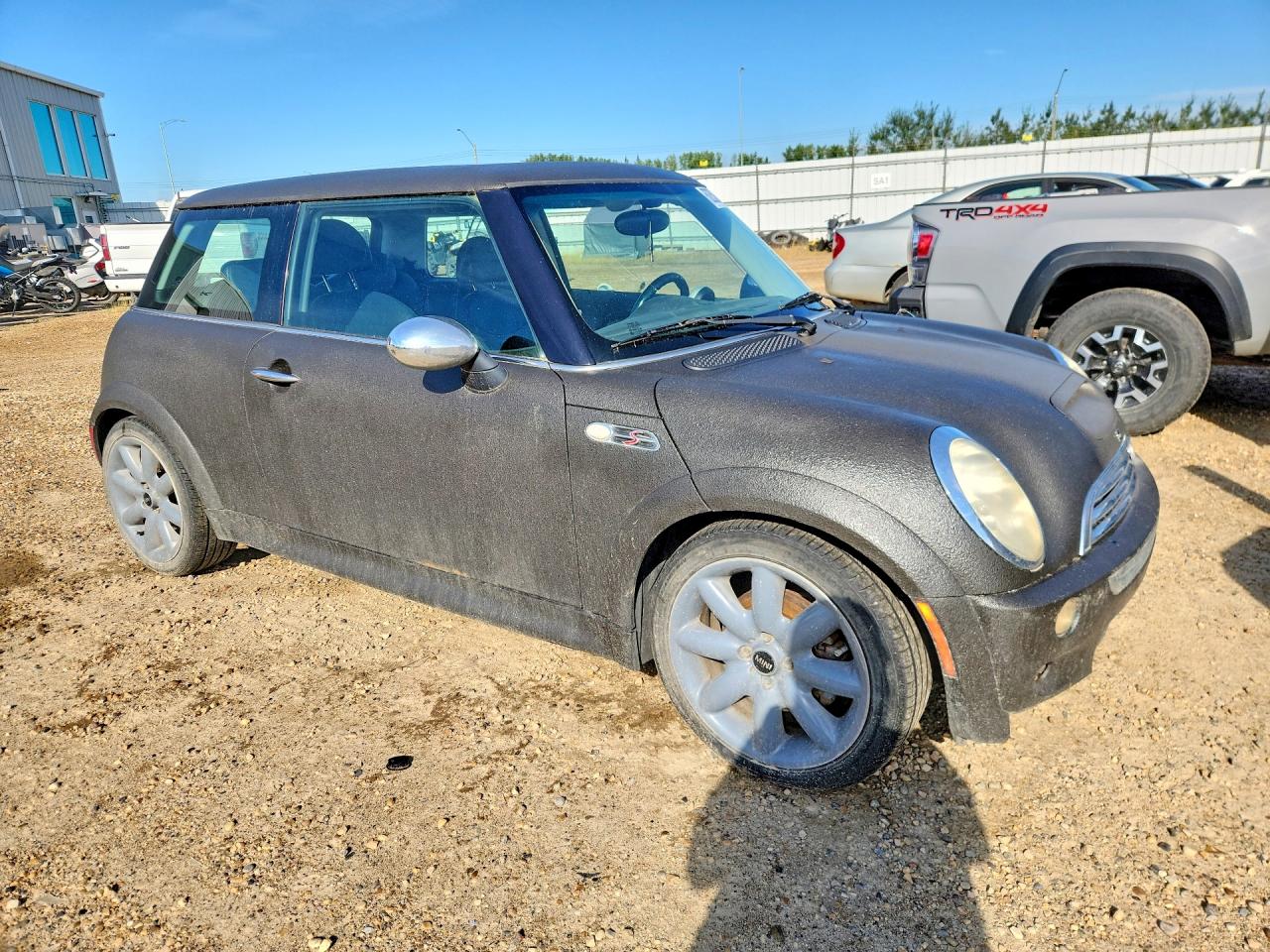 2004 Mini Cooper S Black vin: WMWRE33484TD86387