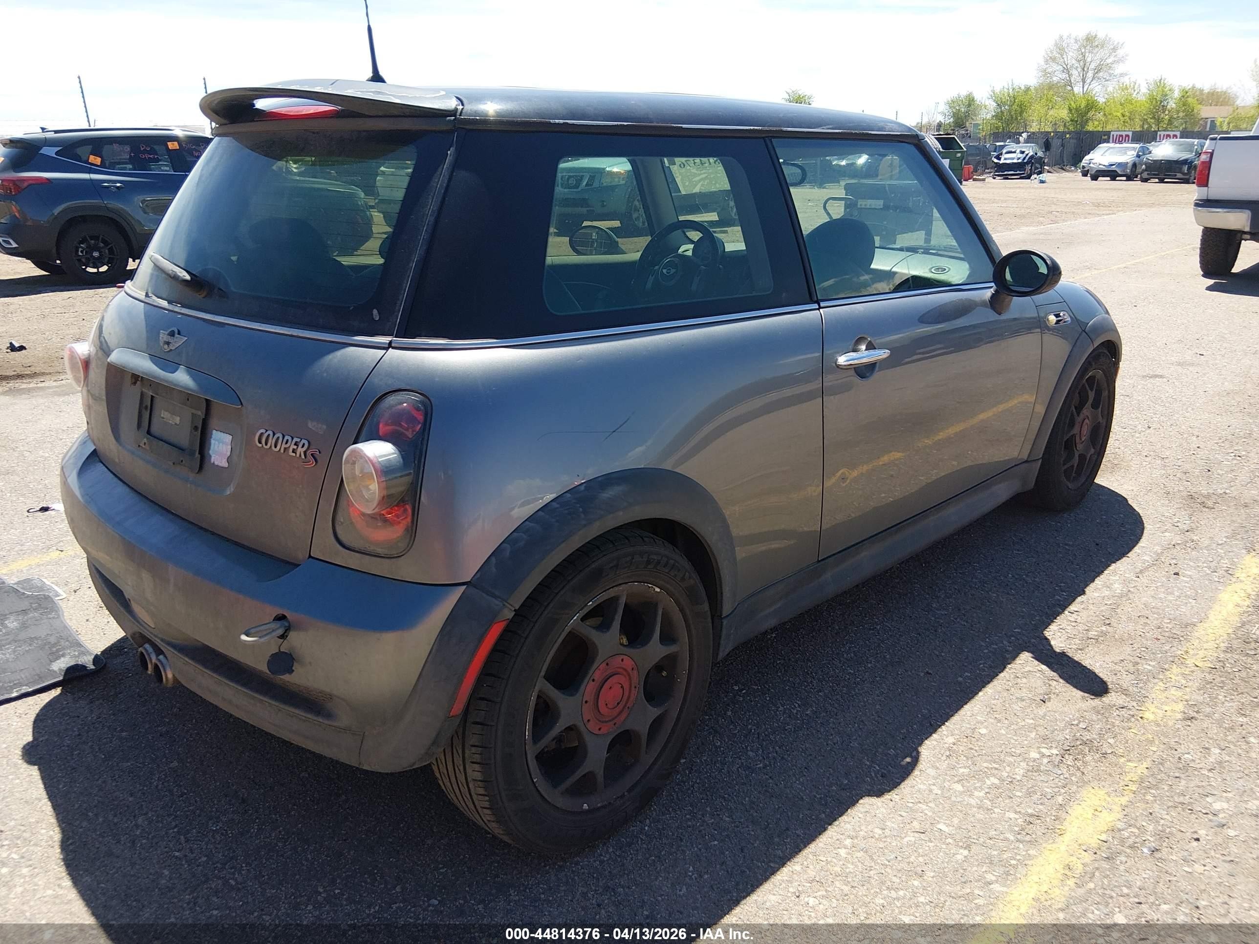 2002 Mini Cooper S   Gray vin: WMWRE334X2TD56451