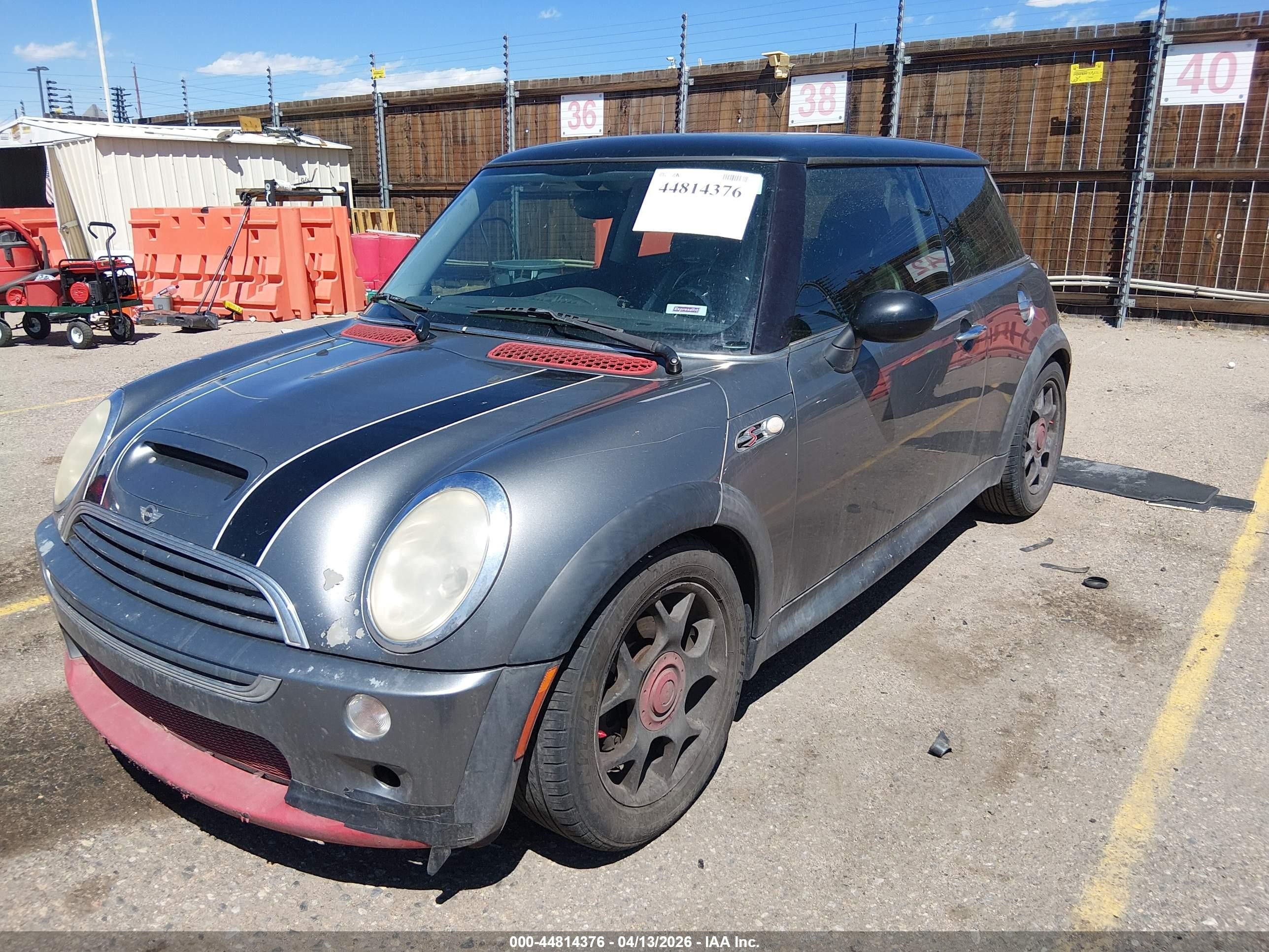 2002 Mini Cooper S   Gray vin: WMWRE334X2TD56451