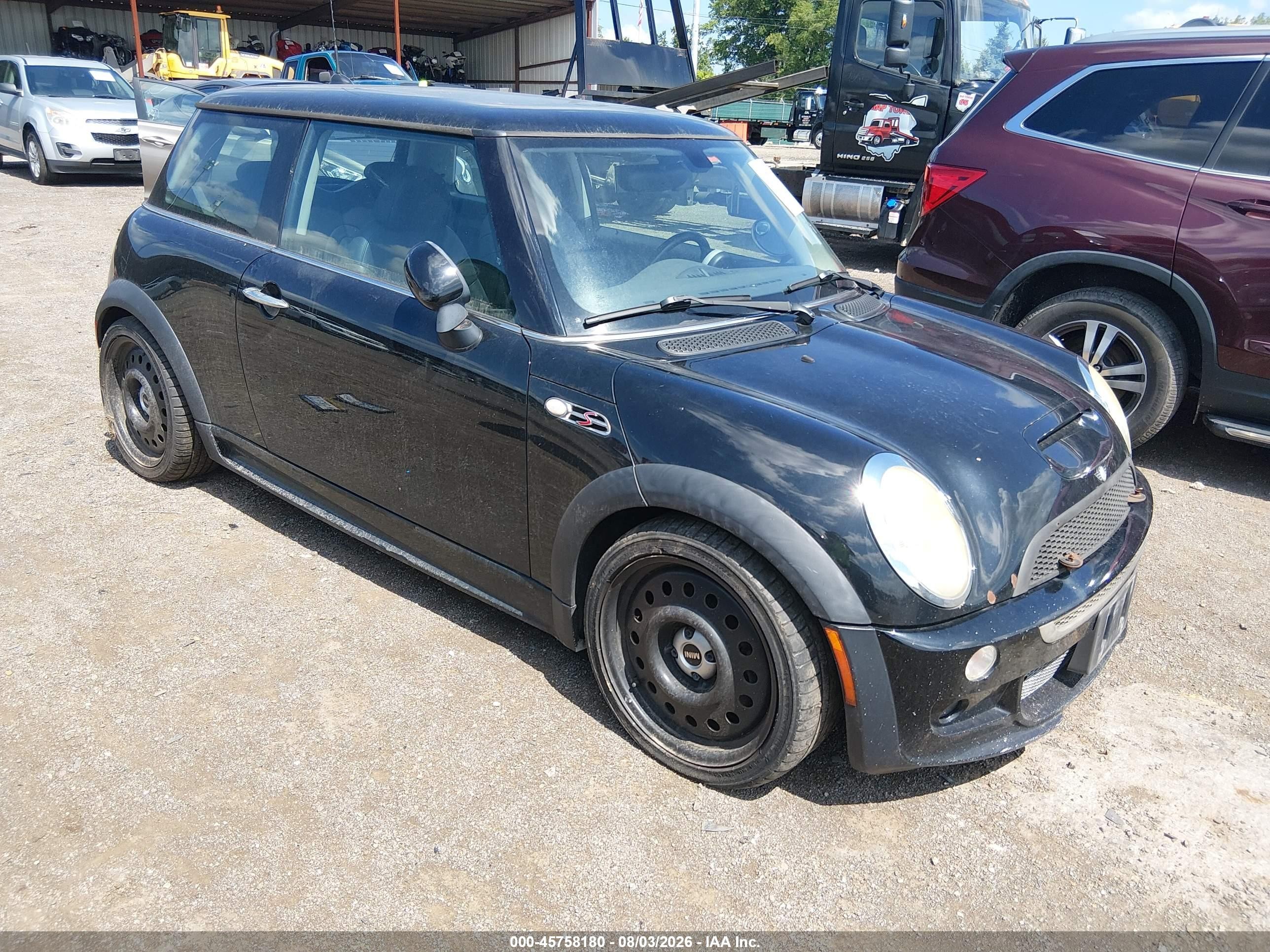2004 Mini Cooper S   Black vin: WMWRE334X4TD79442