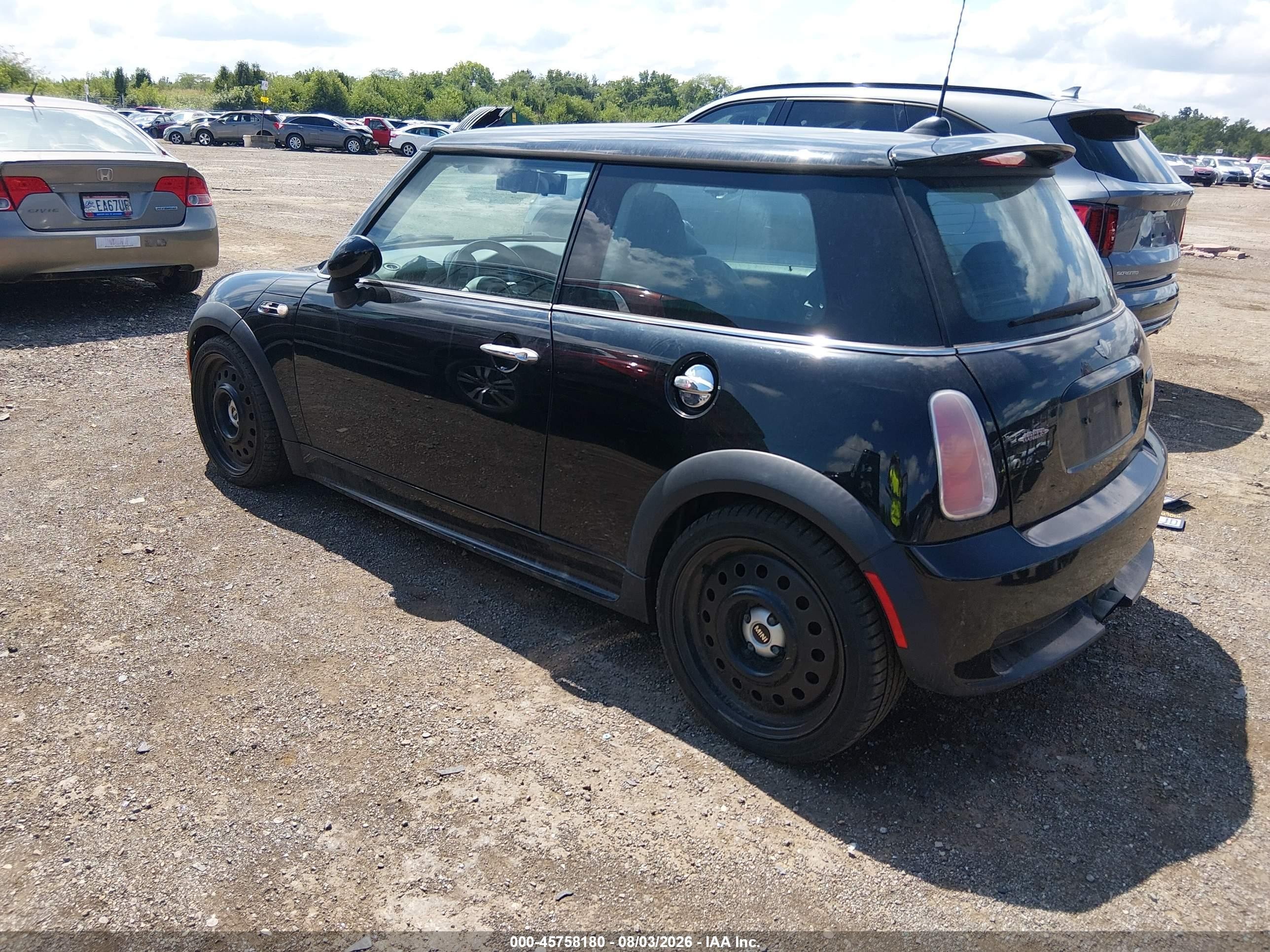 2004 Mini Cooper S   Black vin: WMWRE334X4TD79442