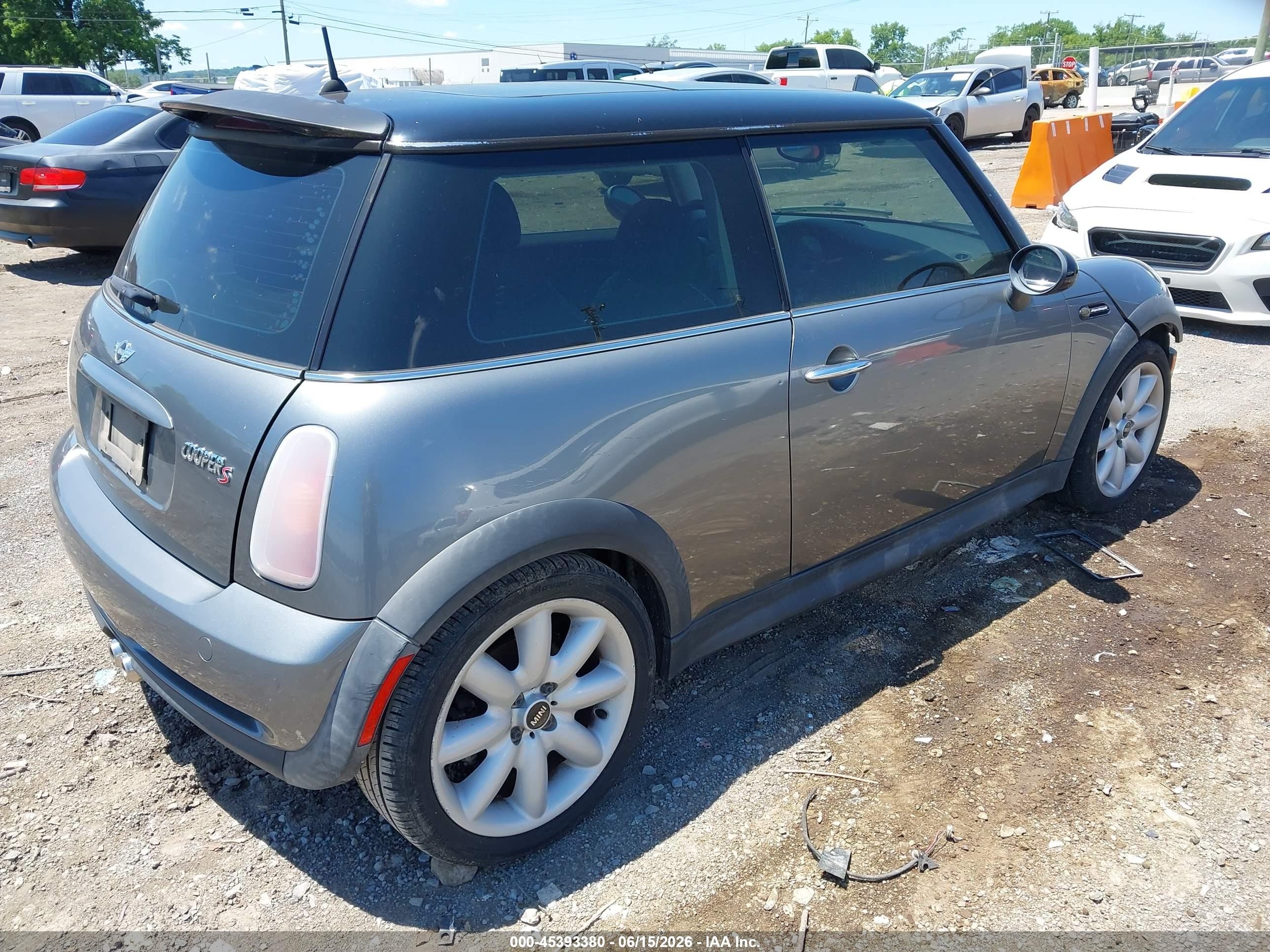 2004 Mini Cooper S   Gray vin: WMWRE334X4TD82969