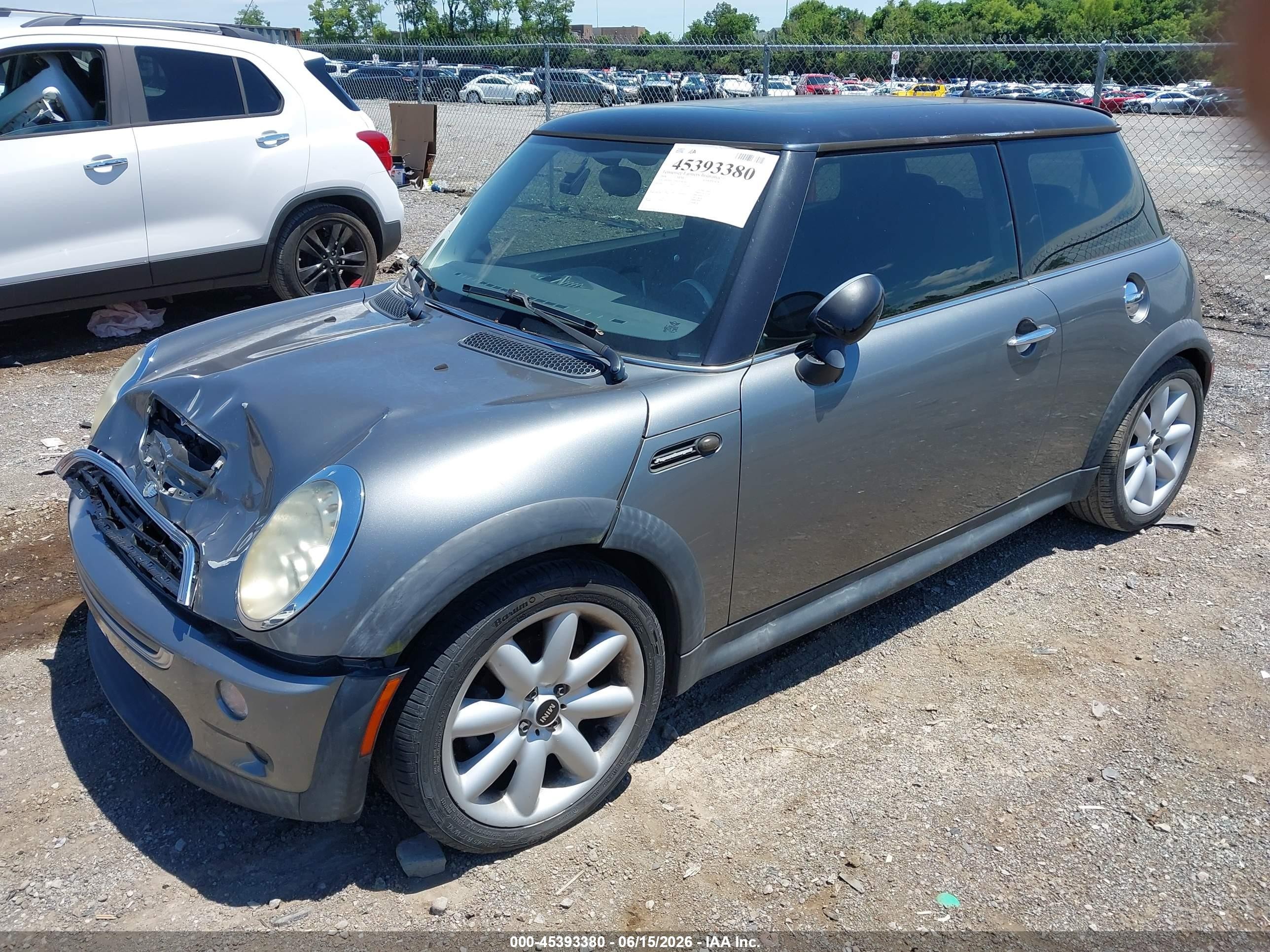 2004 Mini Cooper S   Gray vin: WMWRE334X4TD82969